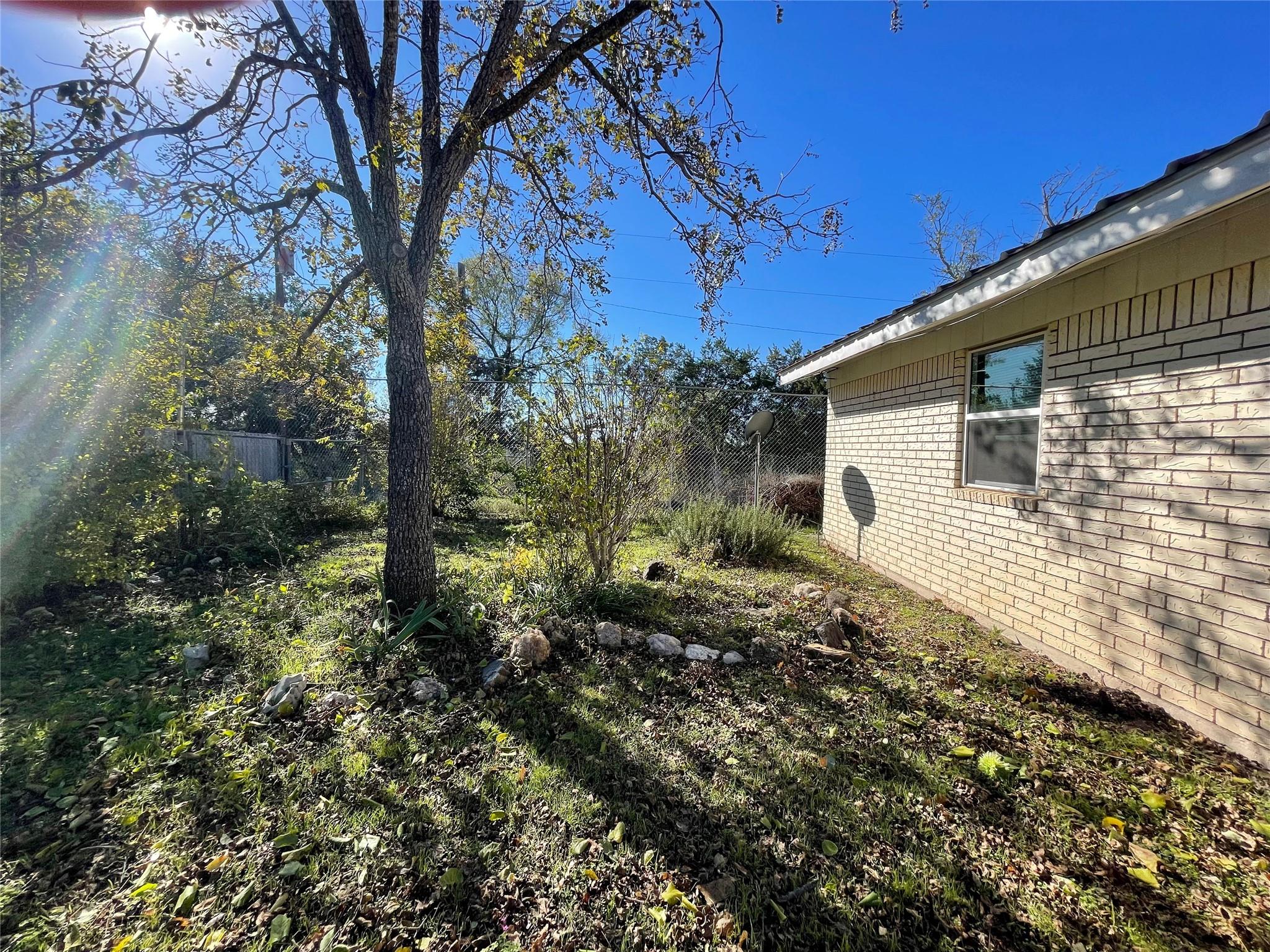 104 Skipcha Trl, Lampasas, TX 76550
