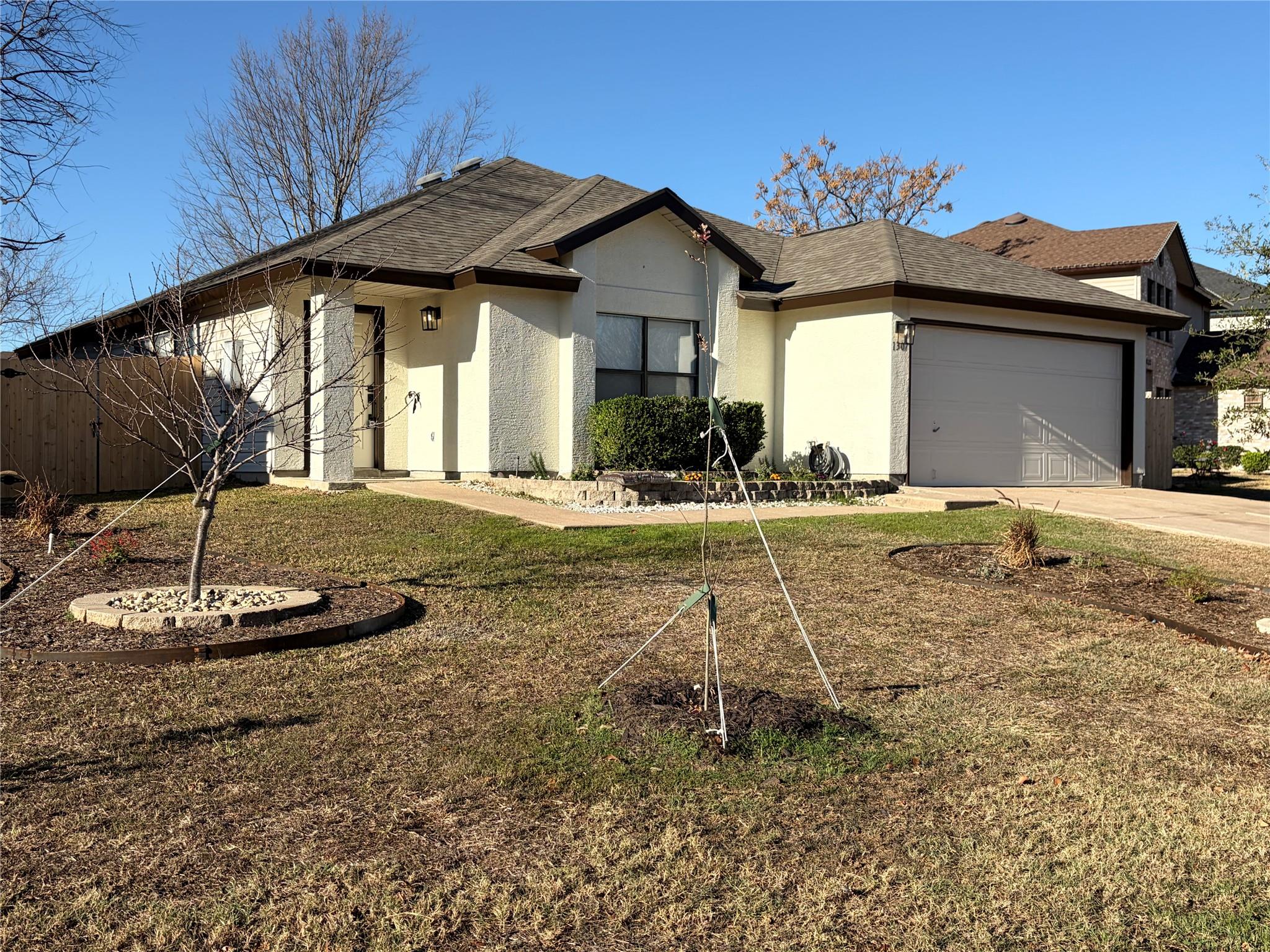 1307 Lakeside Loop, Round Rock, TX 78665