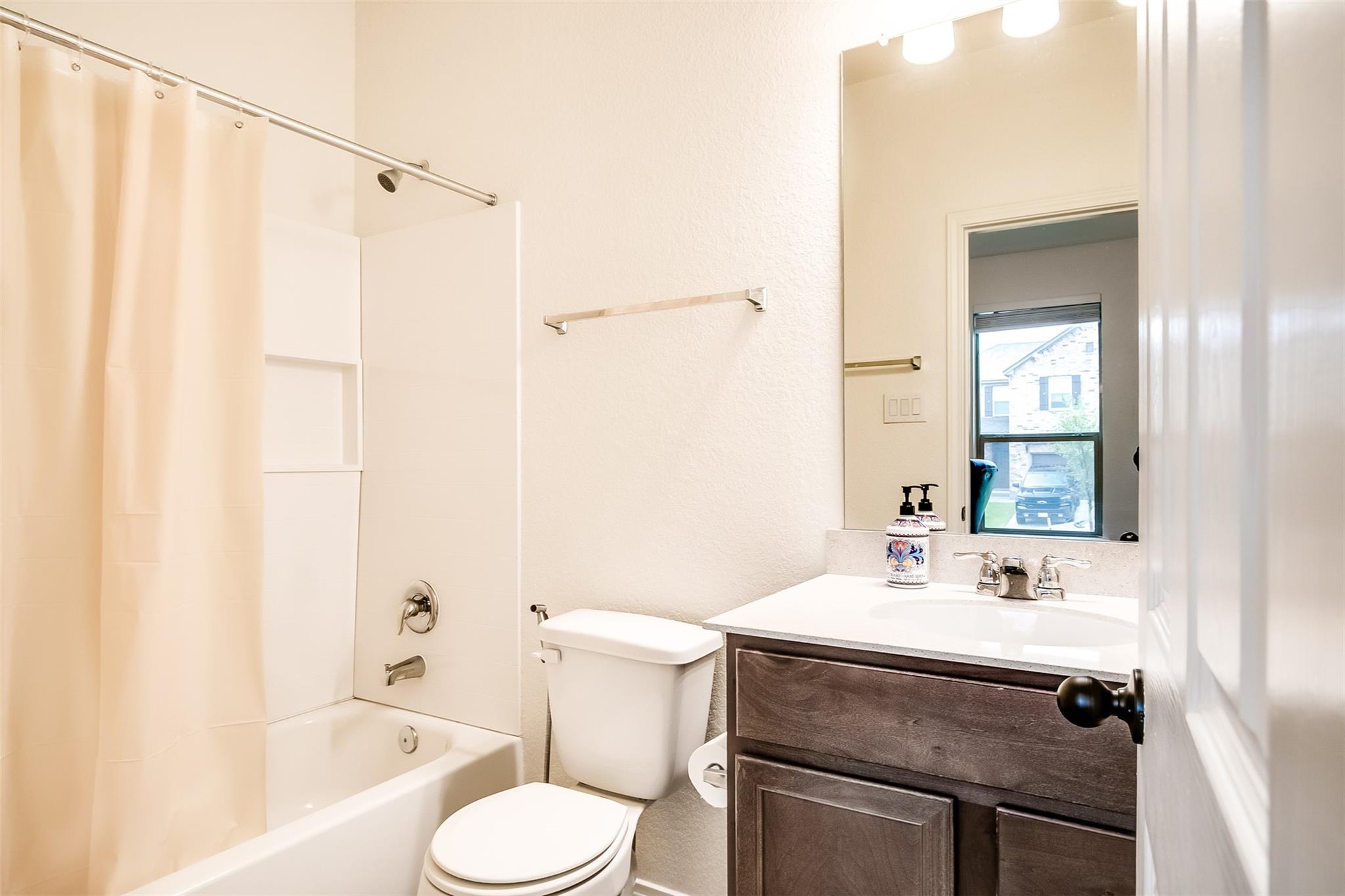 1924 Stringer Pass, Leander, TX 78641