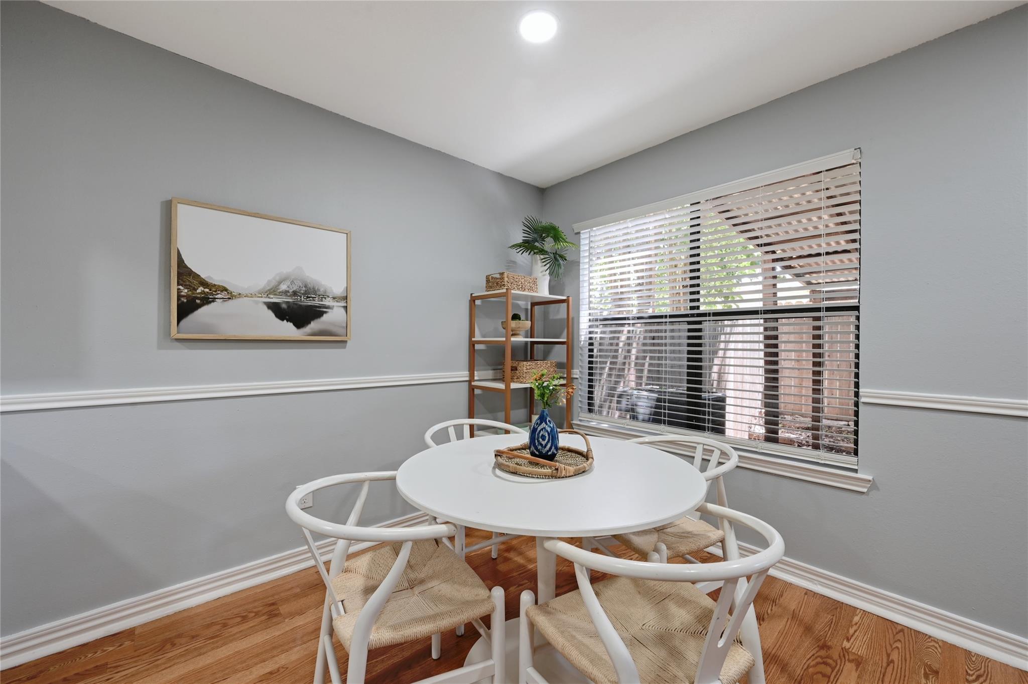 512 Eberhart Ln # 303, Austin, TX 78745