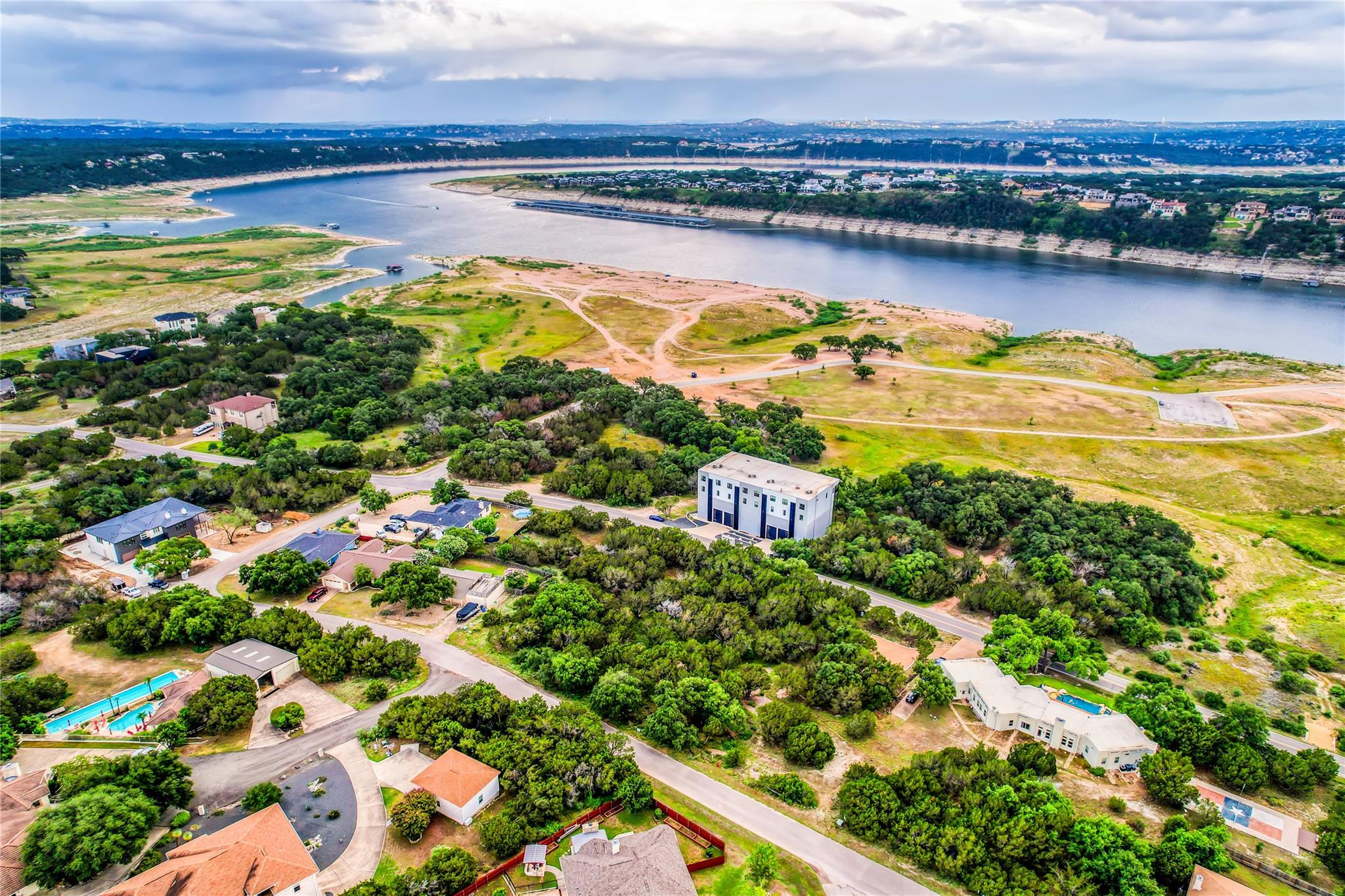 2720 Cody Ave, Lago Vista, TX 78645