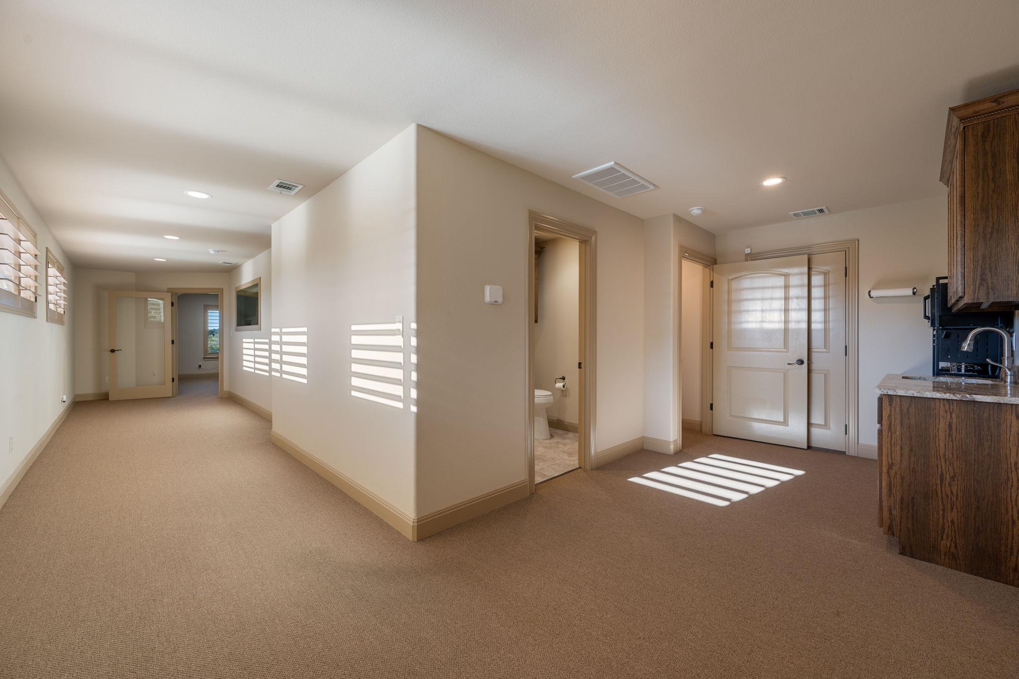 204 Overlook Ct, Georgetown, TX 78628