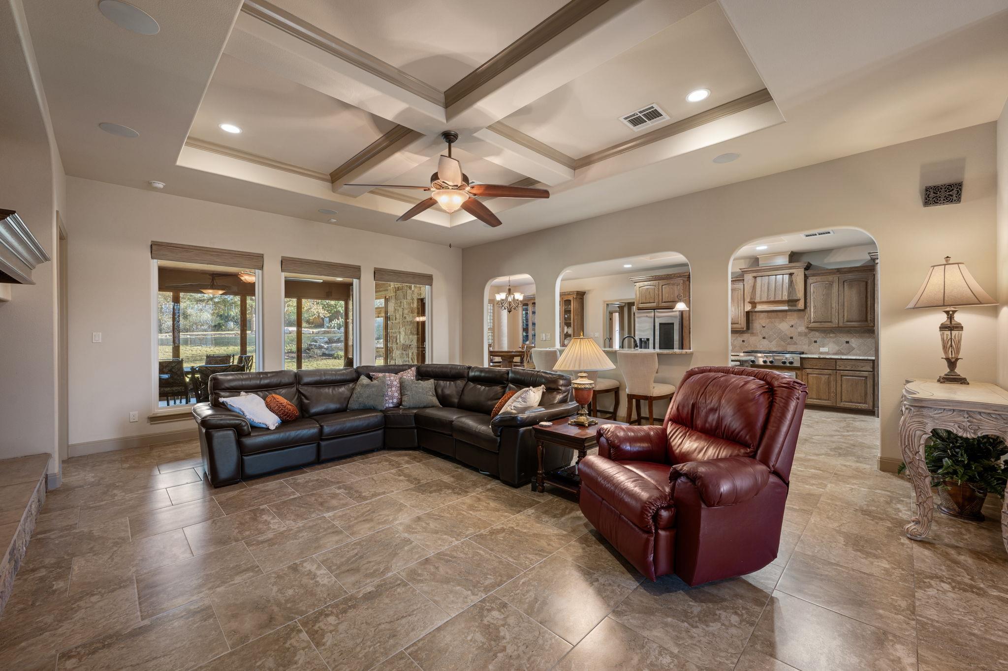 204 Overlook Ct, Georgetown, TX 78628