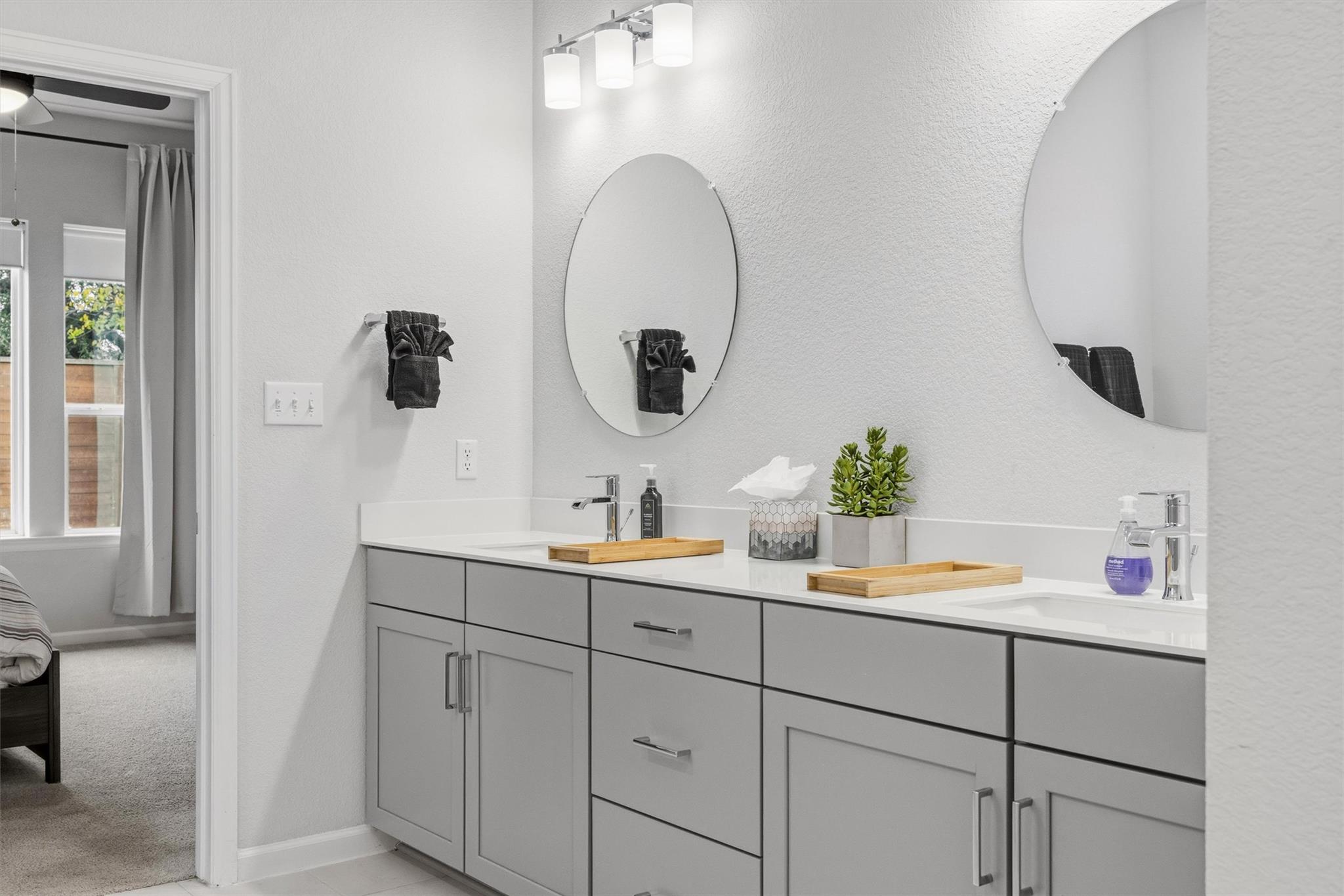 120 Monterey Oak Trl, Georgetown, TX 78628