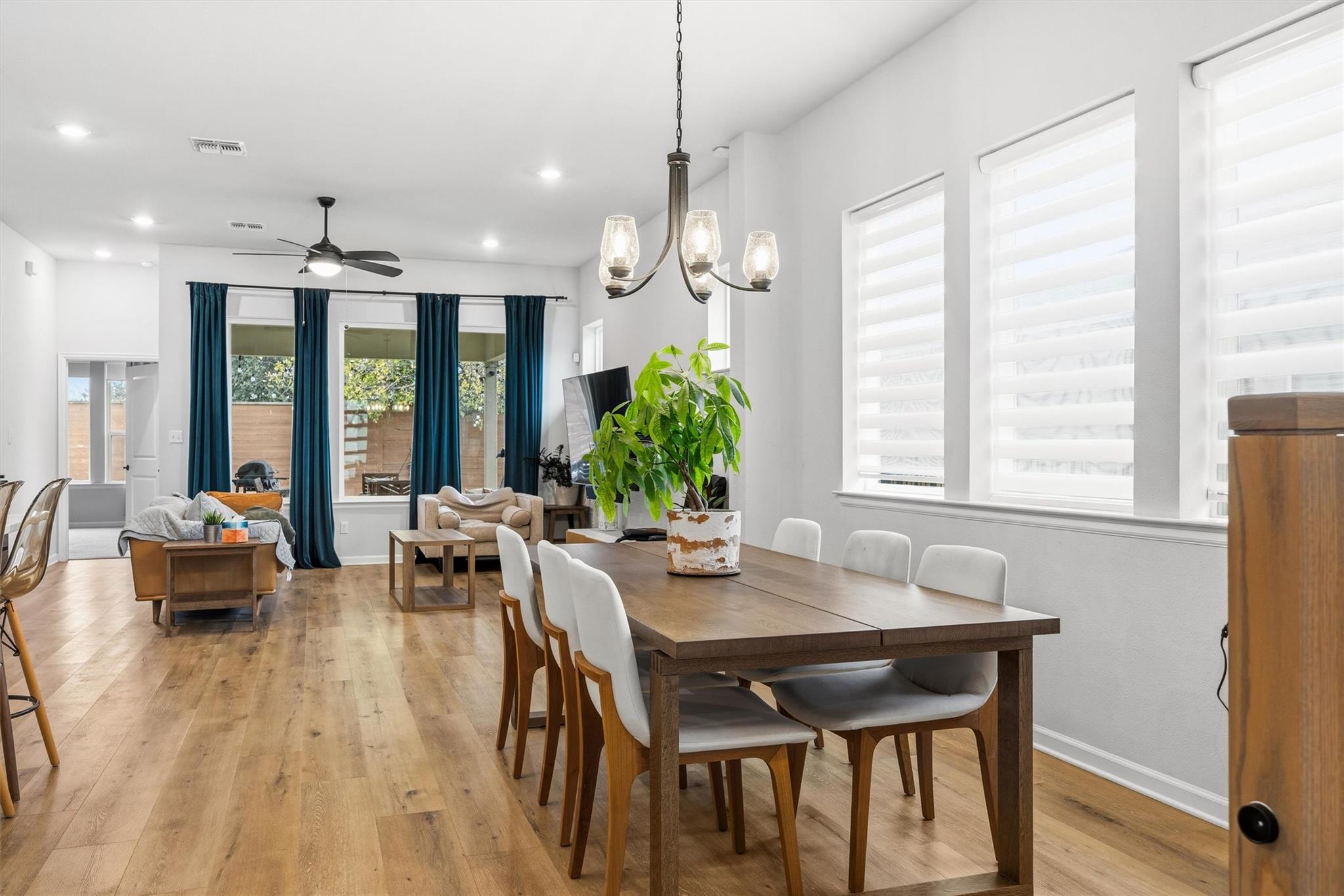 120 Monterey Oak Trl, Georgetown, TX 78628