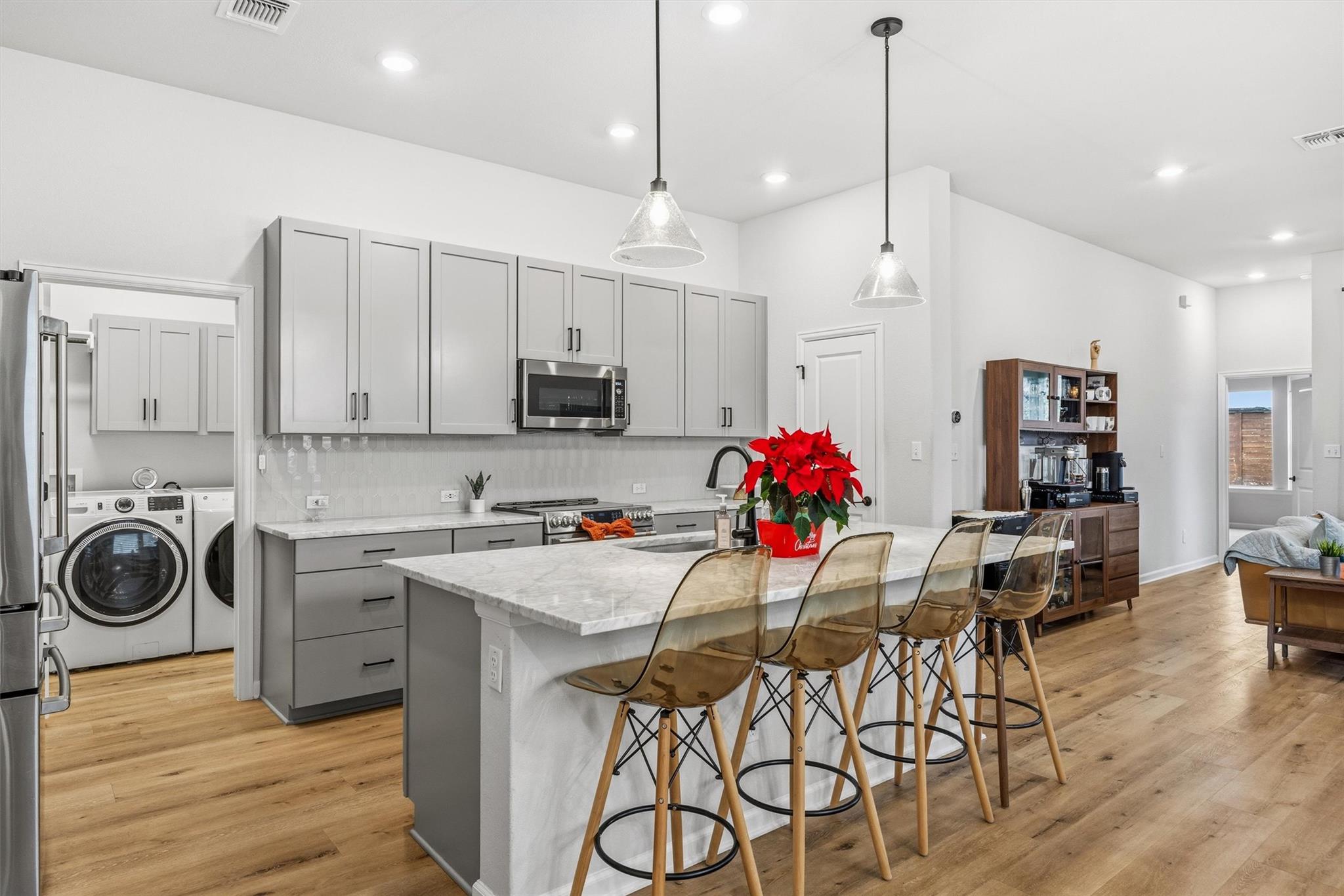 120 Monterey Oak Trl, Georgetown, TX 78628