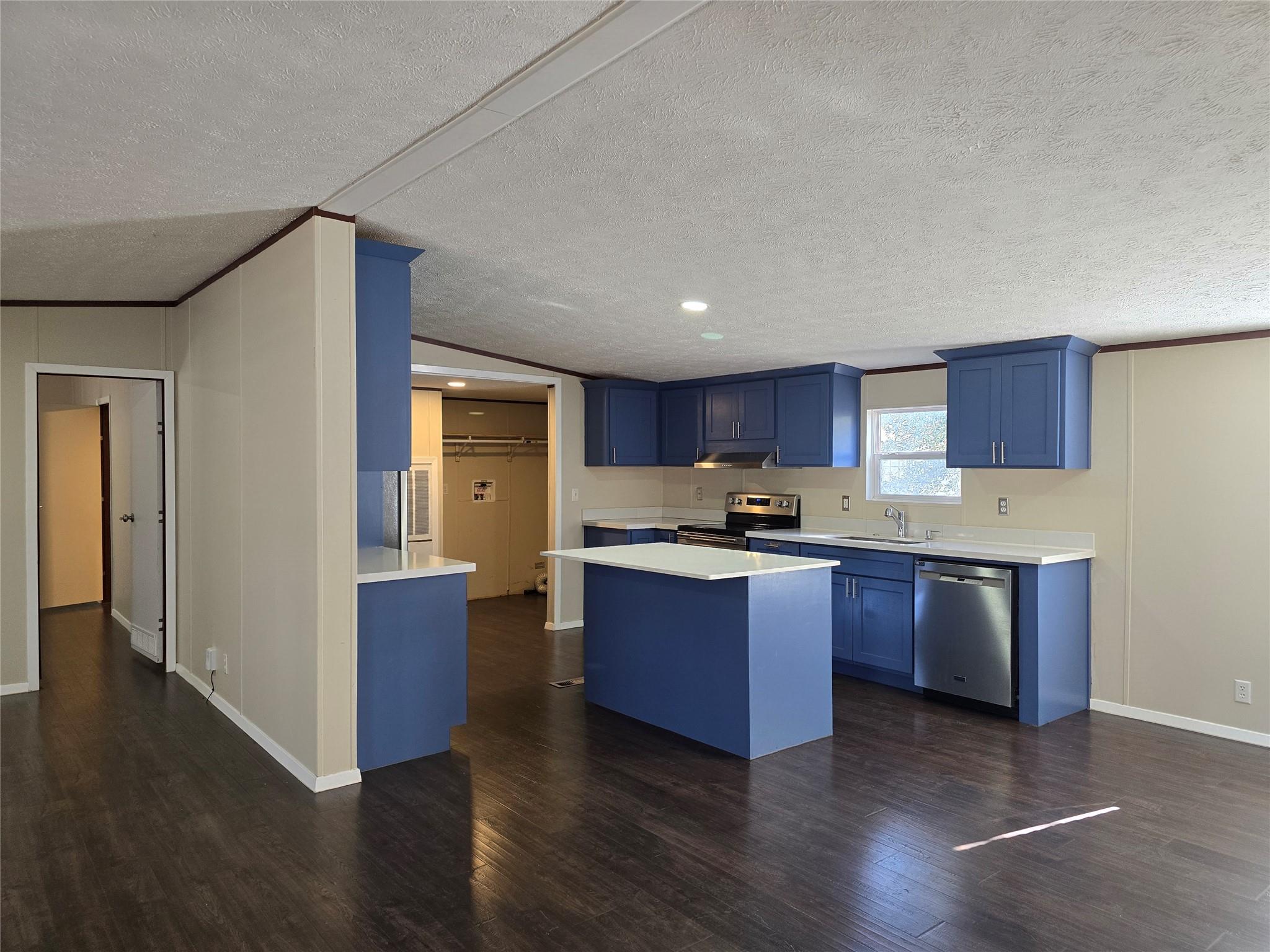 309 N Buffalo Ave, Cedar Park, TX 78613