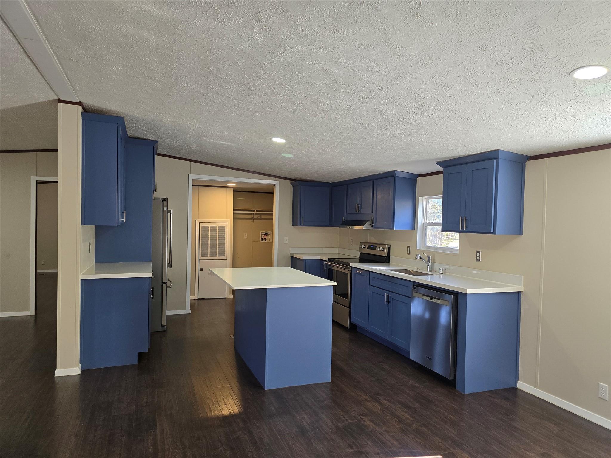 309 N Buffalo Ave, Cedar Park, TX 78613