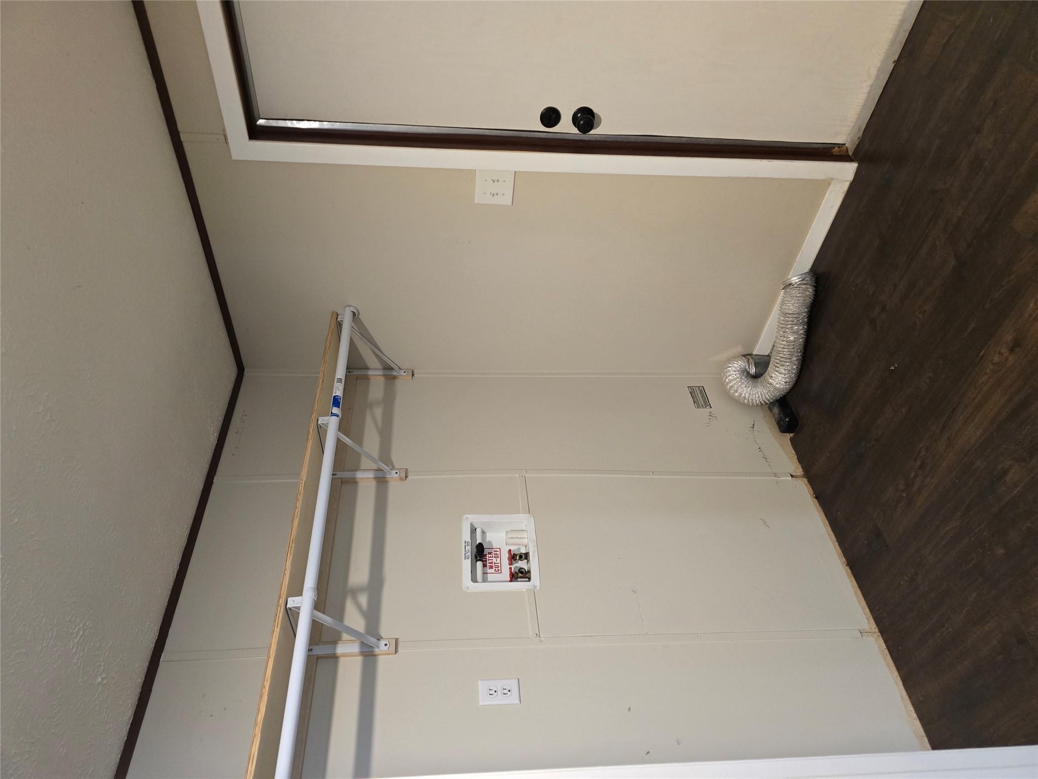 309 N Buffalo Ave, Cedar Park, TX 78613