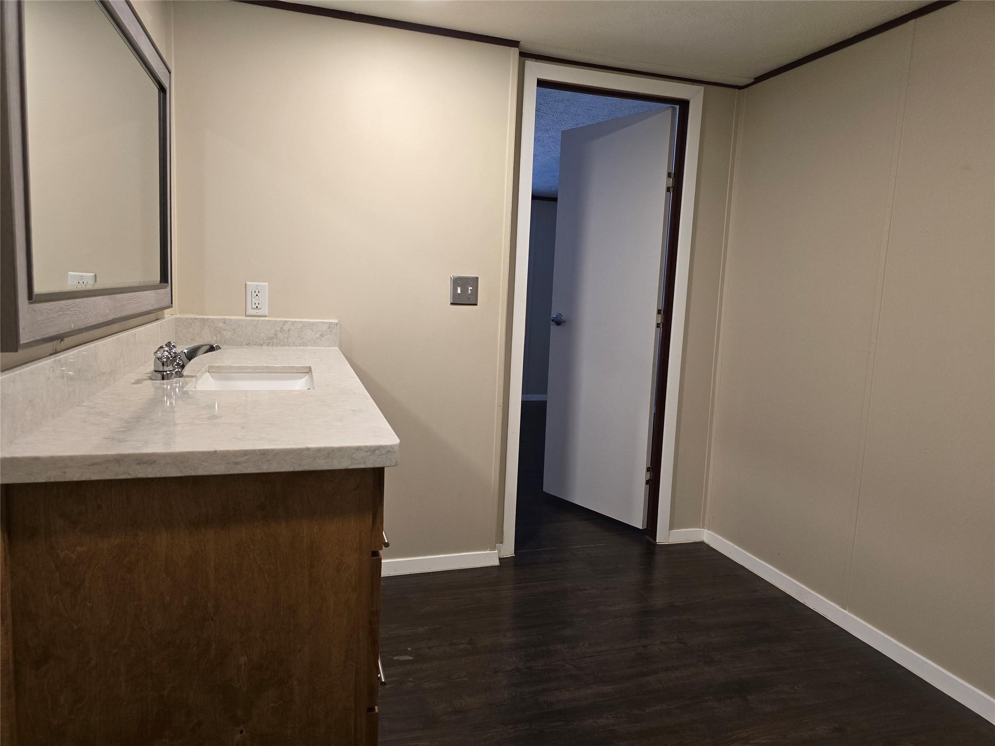 309 N Buffalo Ave, Cedar Park, TX 78613