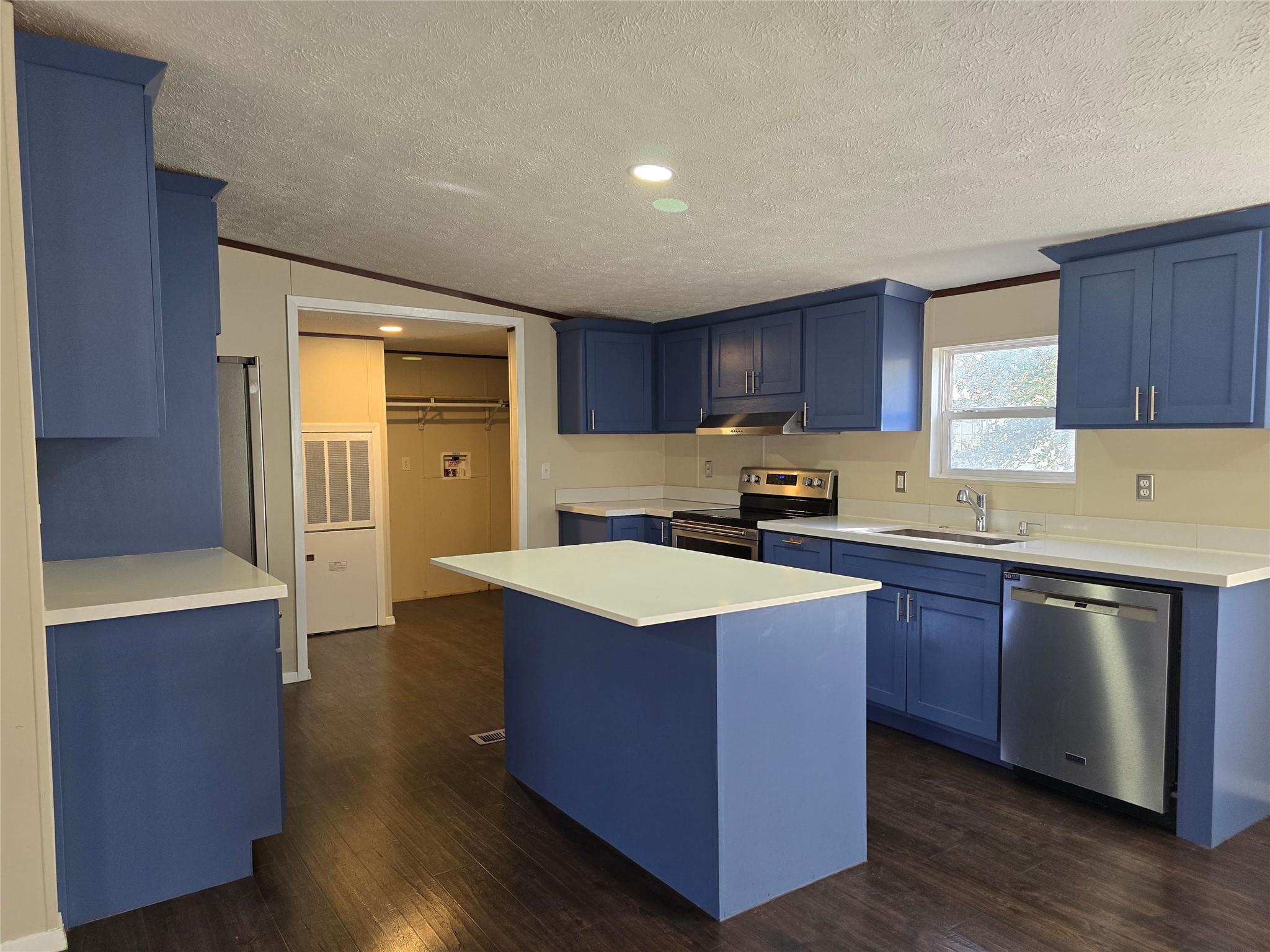 309 N Buffalo Ave, Cedar Park, TX 78613