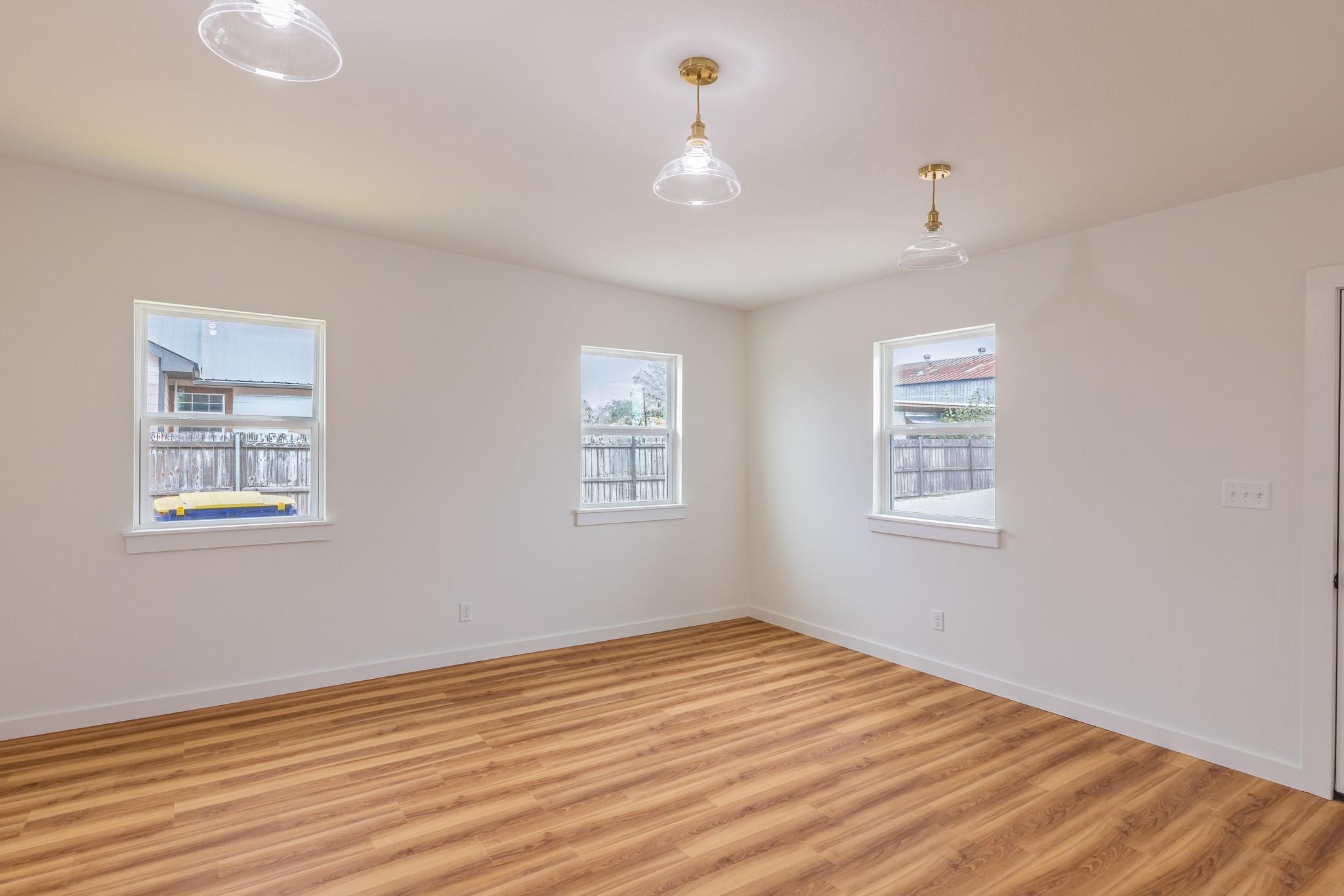 610 N Fair St, Gonzales, TX 78629