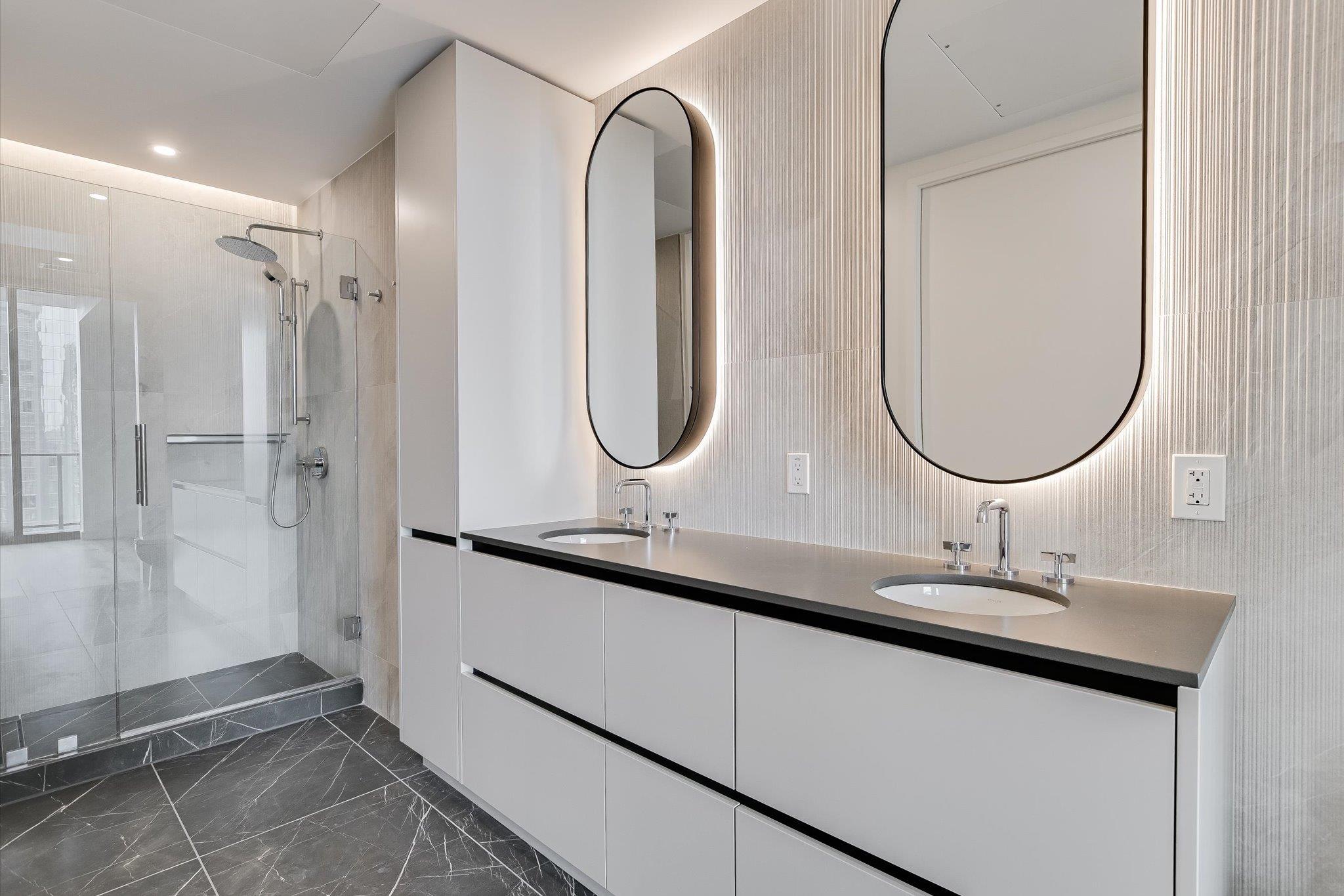 610 Davis St # 1911, Austin, TX 78701