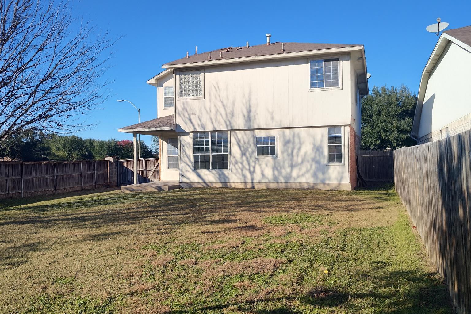 801 Hank Aaron Ln, Round Rock, TX 78665