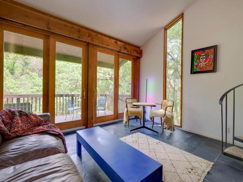 3 Hull Cir, Austin, TX 78746