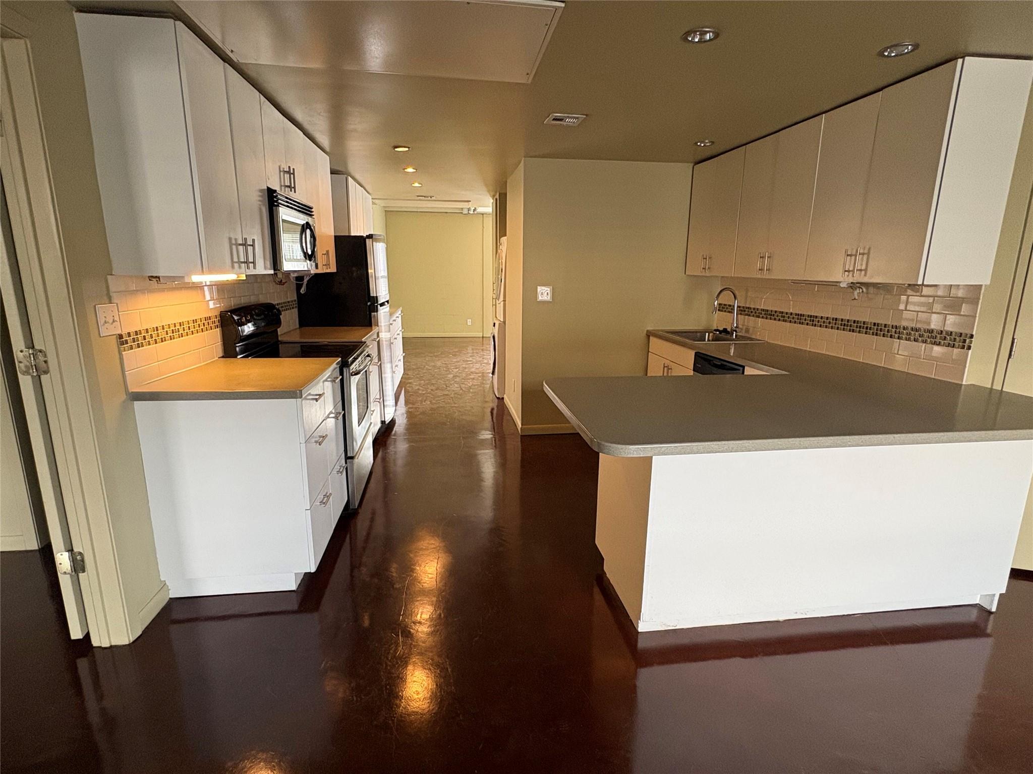 2408 Leon St # 206, Austin, TX 78705