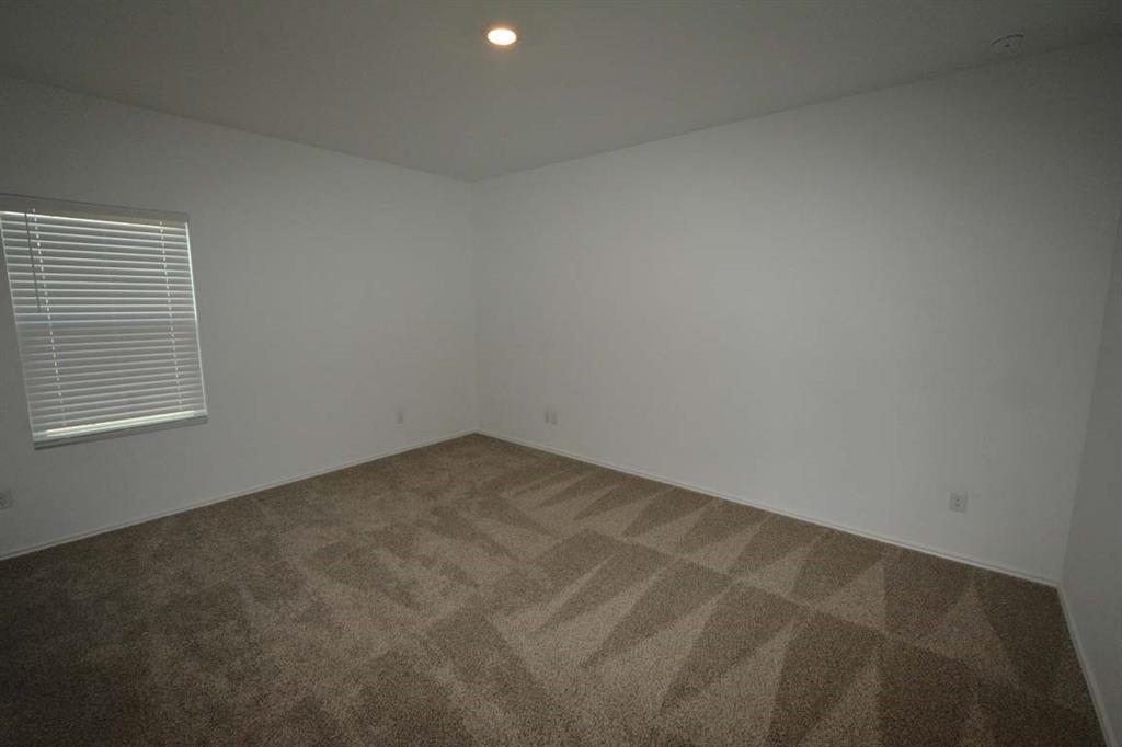 1106 Minnow Ln, Bastrop, TX 78602