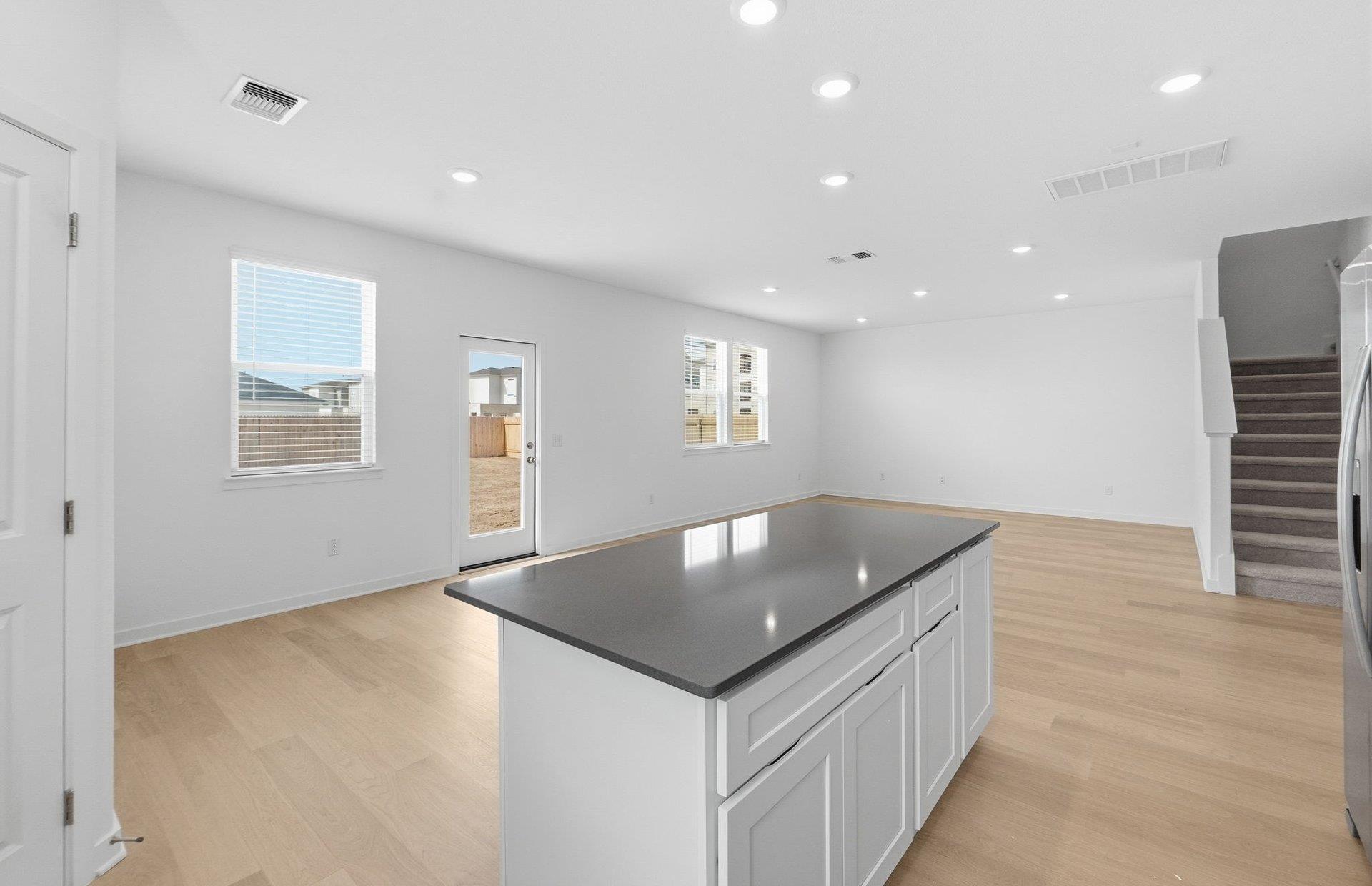 804 Cardenas St, San Marcos, TX 78666