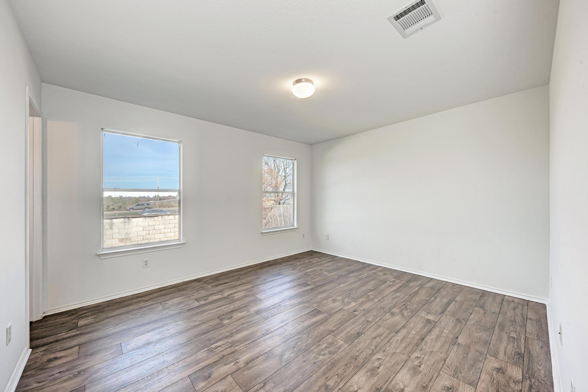 13124 Winecup Mallow Trl, Elgin, TX 78621