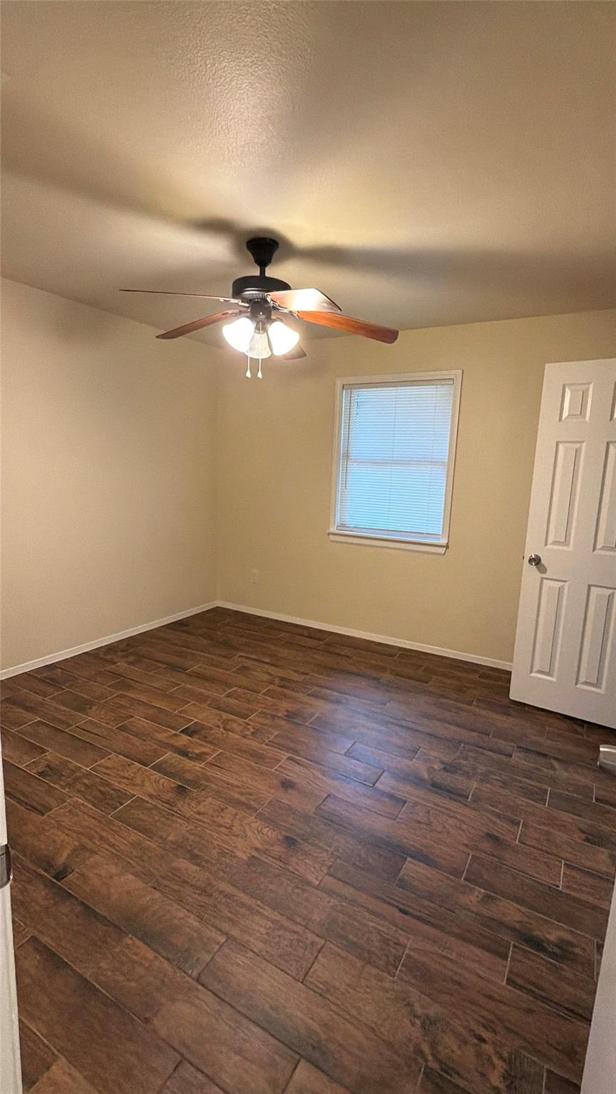 301 S Mustang Ave, Cedar Park, TX 78613