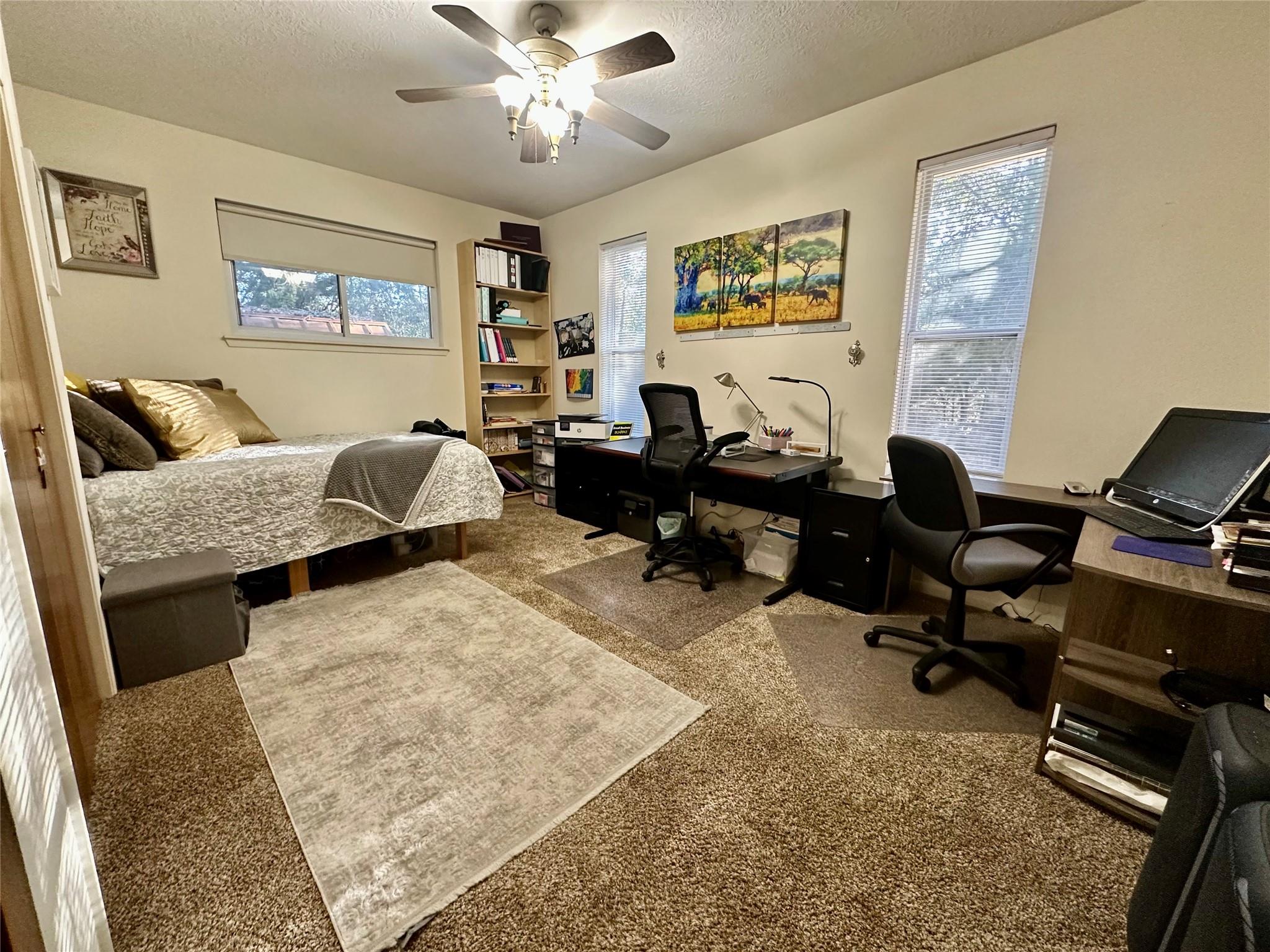 581 Highway 95 Highway S, Elgin, TX 78621