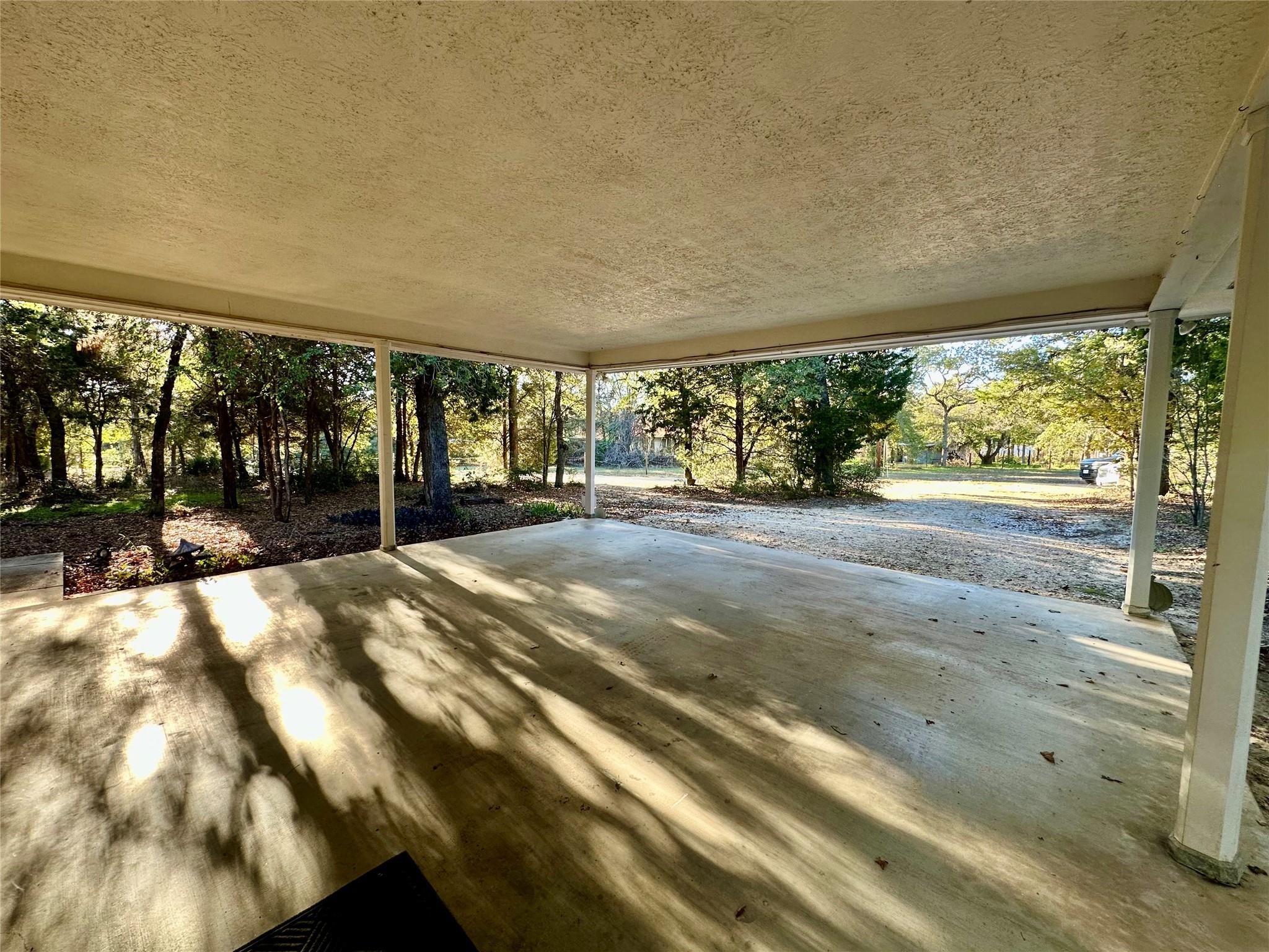 581 Highway 95 Highway S, Elgin, TX 78621