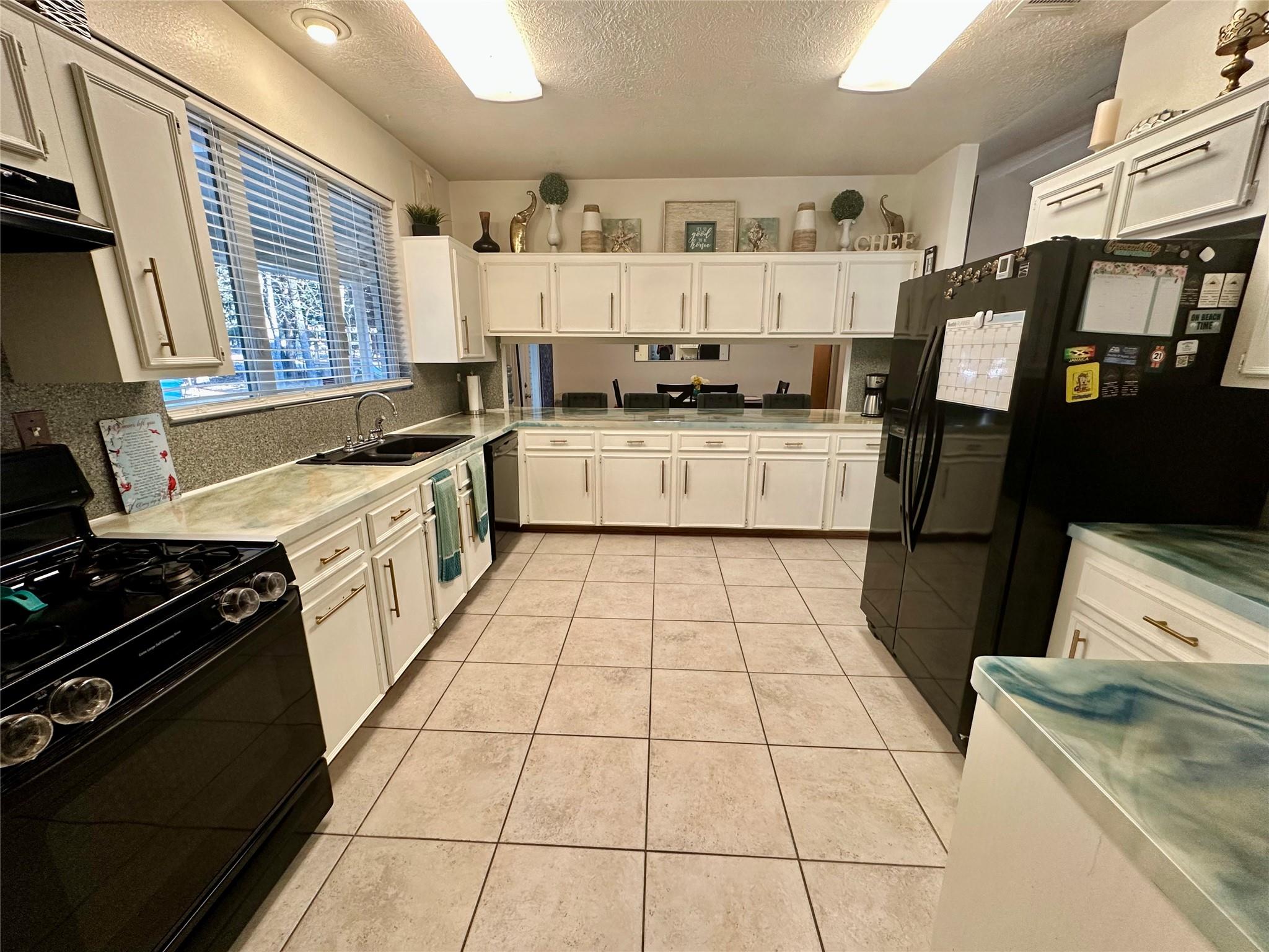 581 Highway 95 Highway S, Elgin, TX 78621