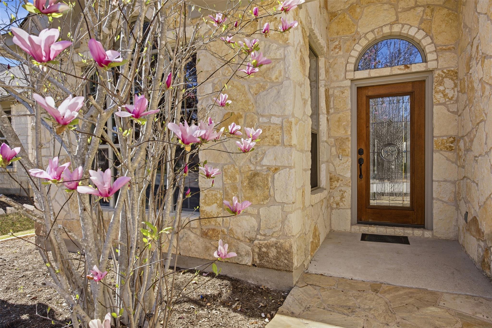 715 Enchanted Rock Trl, Georgetown, TX 78633