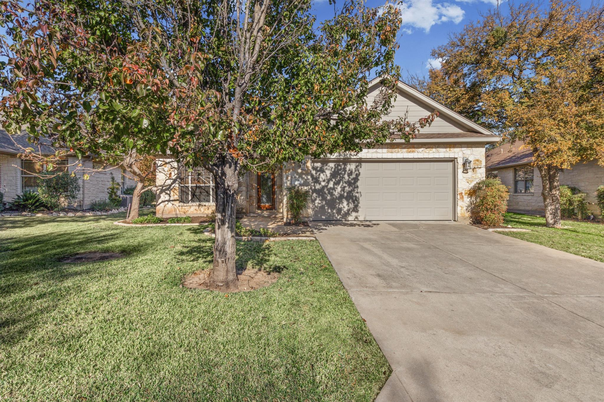 715 Enchanted Rock Trl, Georgetown, TX 78633