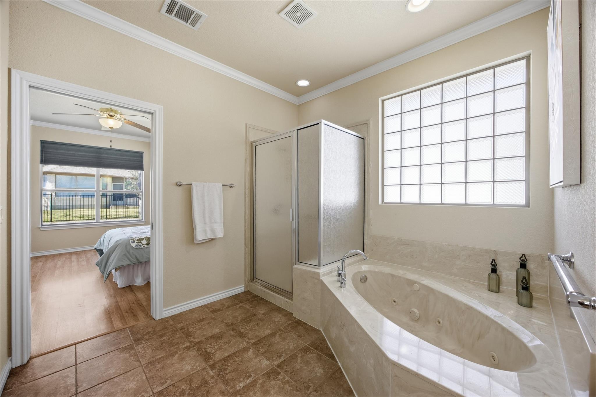 715 Enchanted Rock Trl, Georgetown, TX 78633