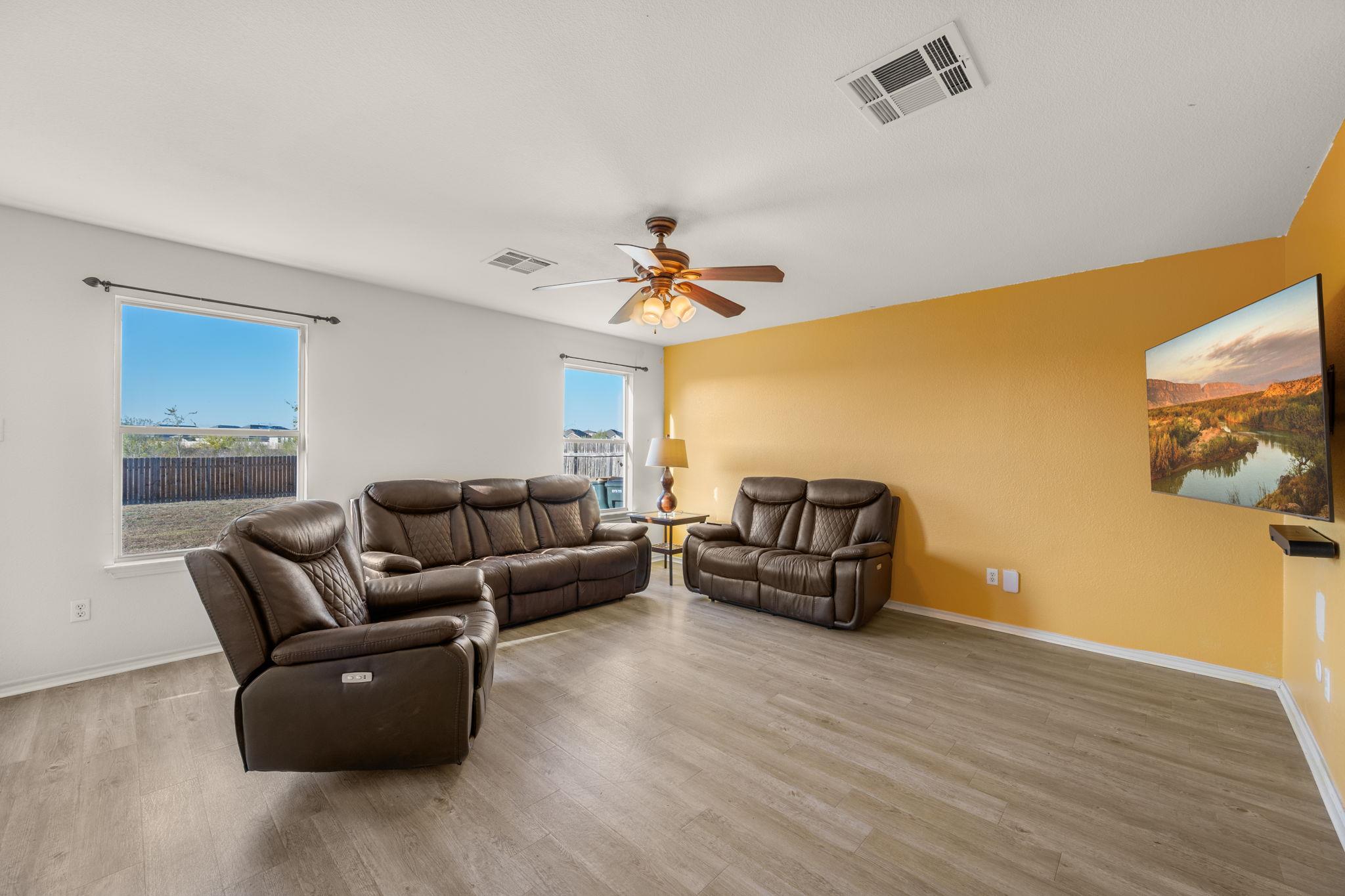 1189 Shadow Creek Blvd, Buda, TX 78610