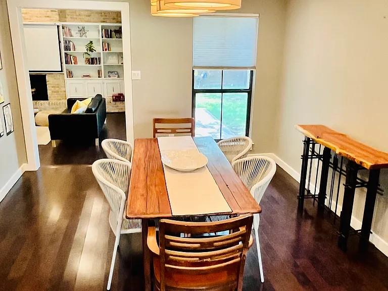 2305 Comburg Castle Way, Austin, TX 78748