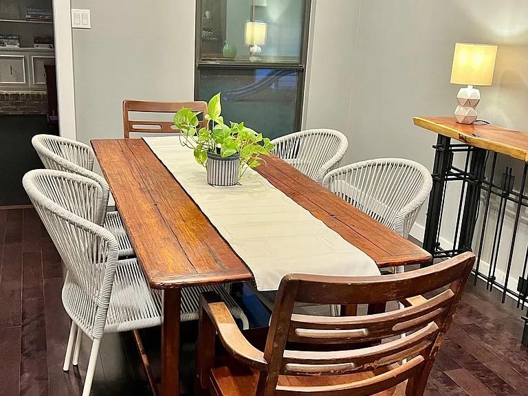 2305 Comburg Castle Way, Austin, TX 78748