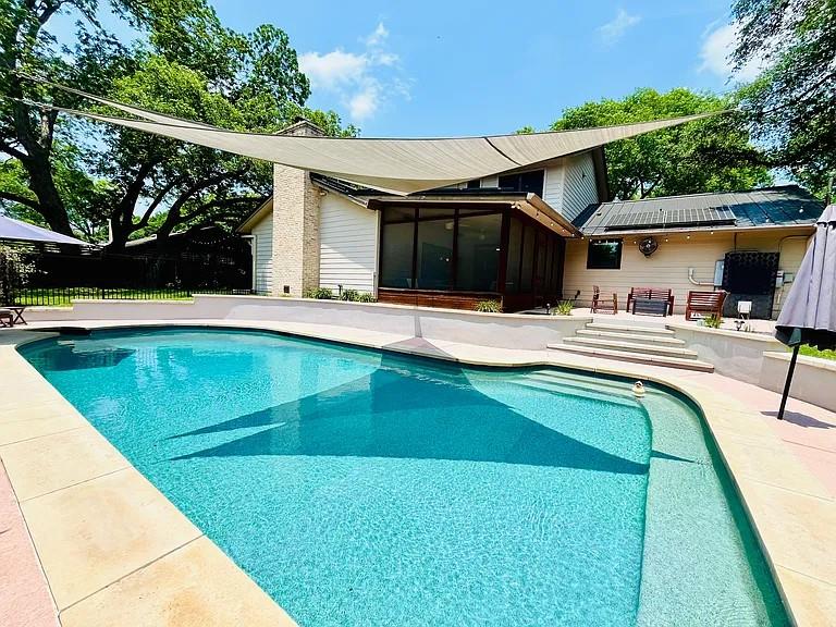 2305 Comburg Castle Way, Austin, TX 78748
