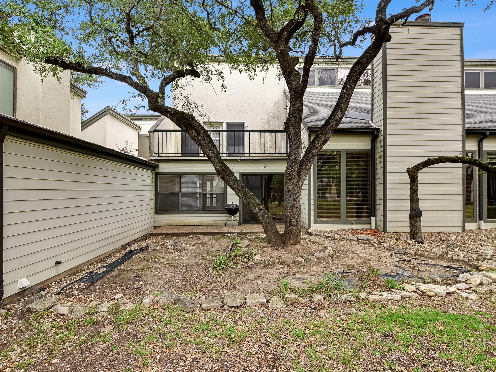 3 Casa Verde St, Lakeway, TX 78734
