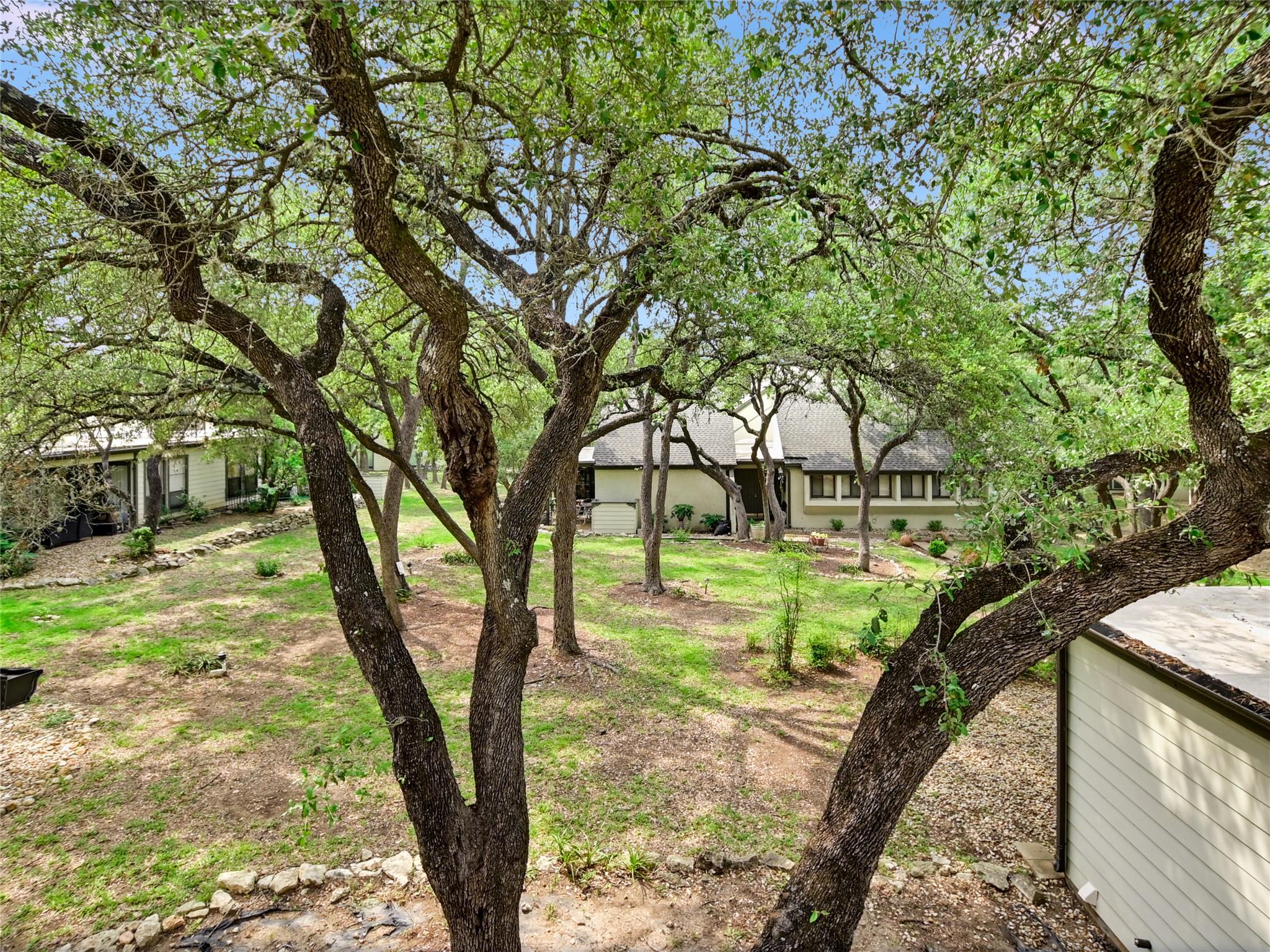 3 Casa Verde St, Lakeway, TX 78734