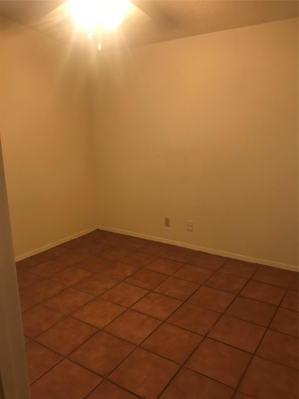 2610 Salado St # 212, Austin, TX 78705