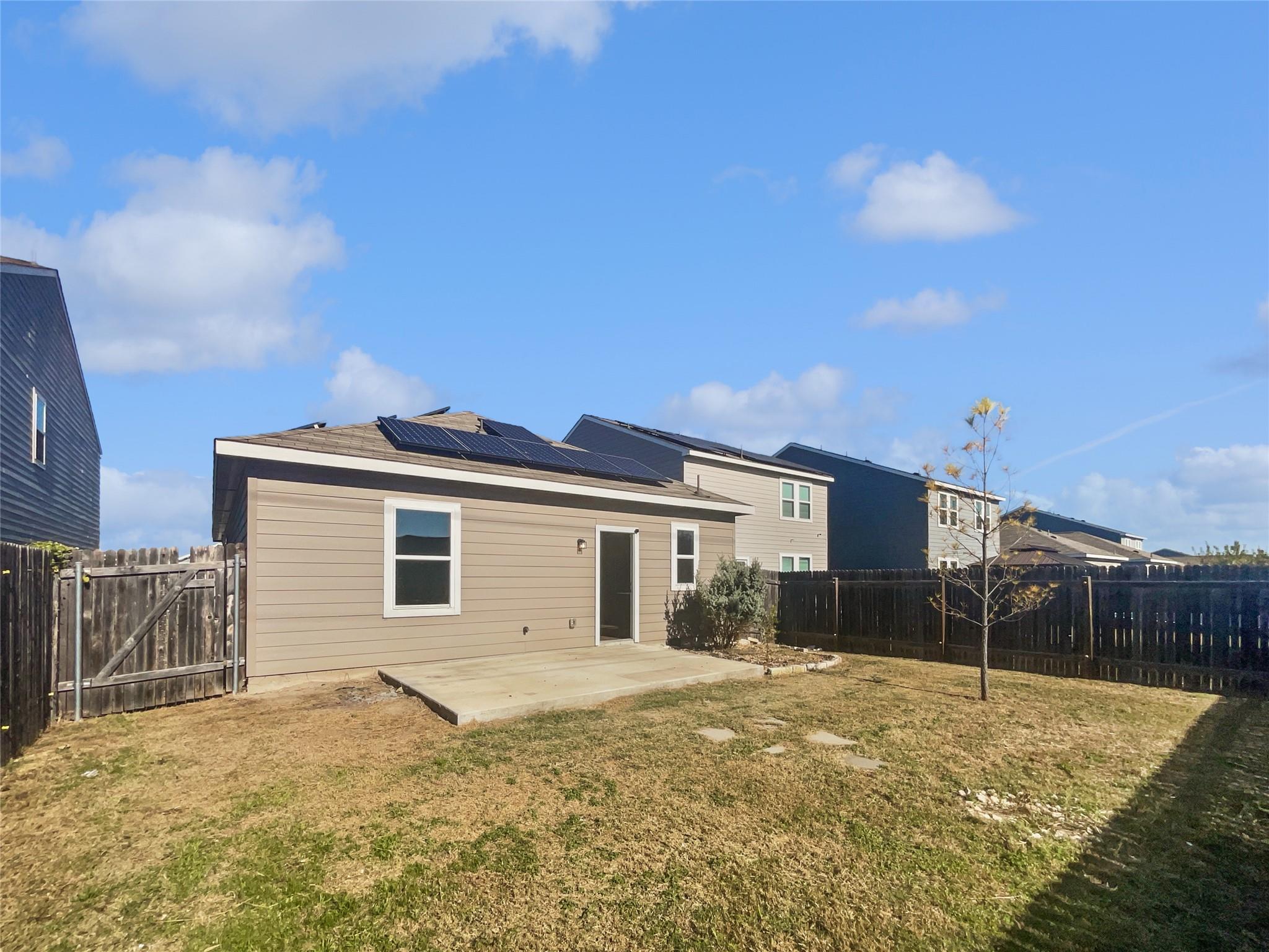 329 Wonderful Life Way, Jarrell, TX 76537