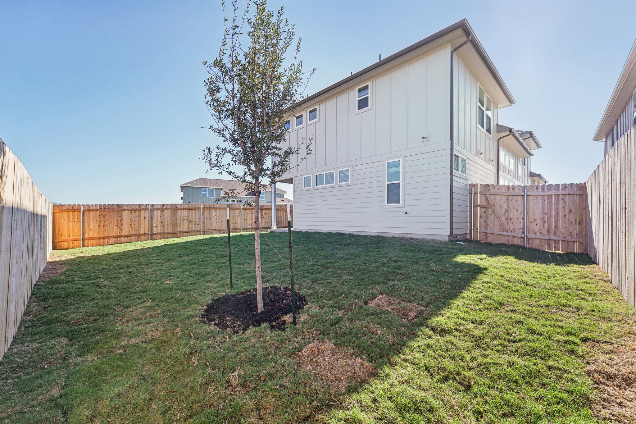 500 Young St, Buda, TX 78610