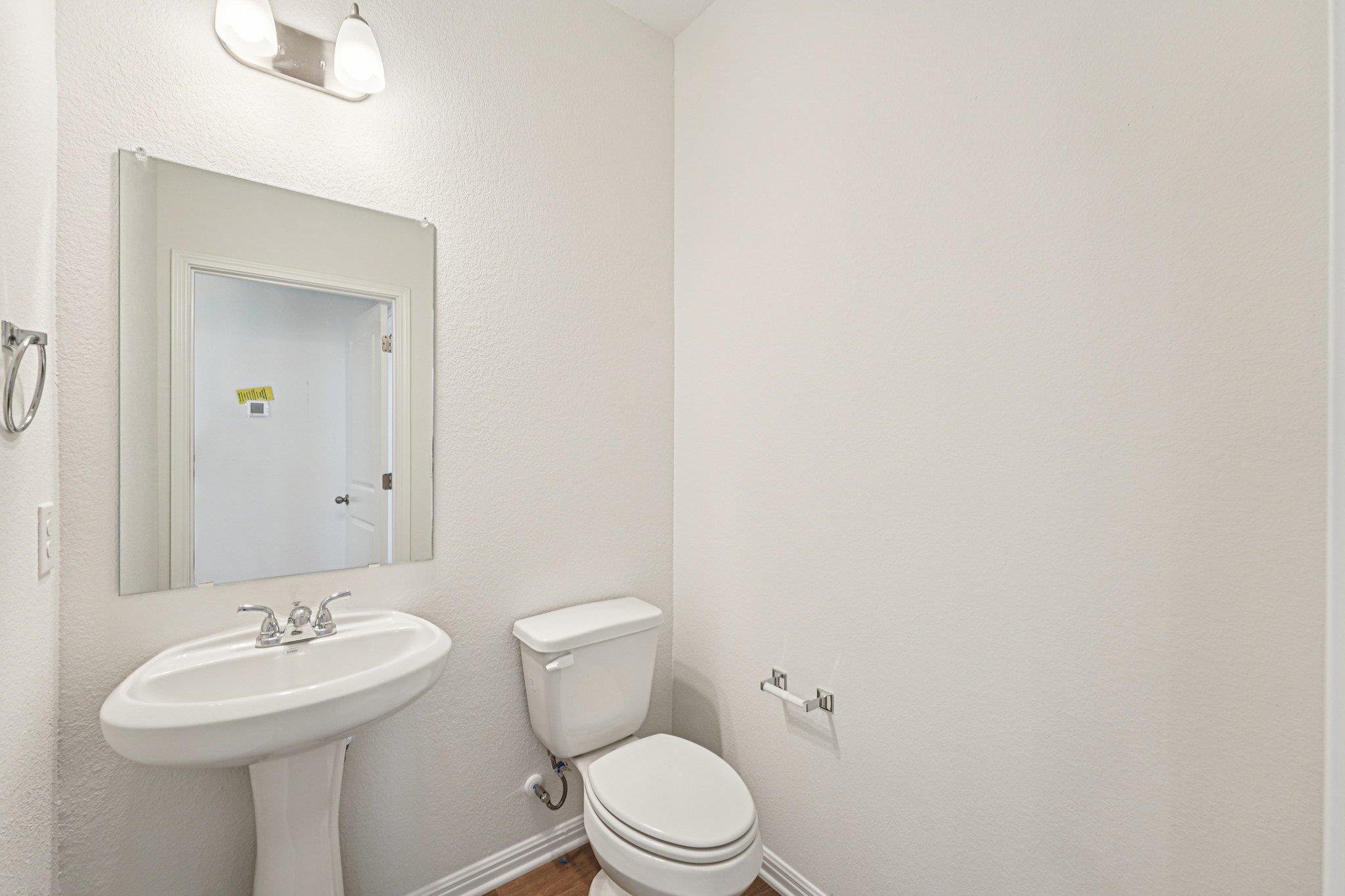 500 Young St, Buda, TX 78610