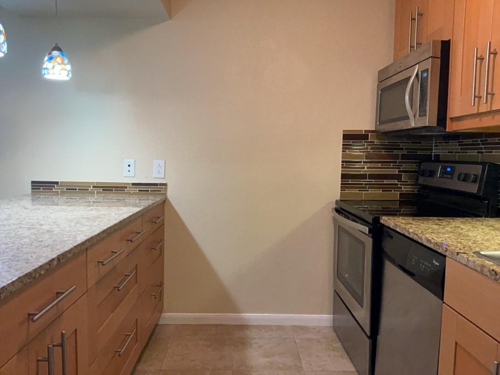 7685 Northcross Dr # 704, Austin, TX 78757