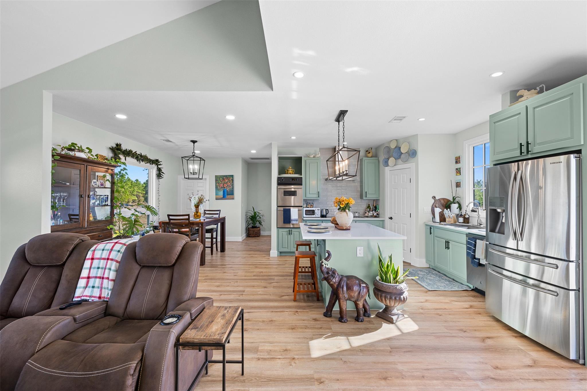 1759 Gotier Trace Rd, Paige, TX 78659