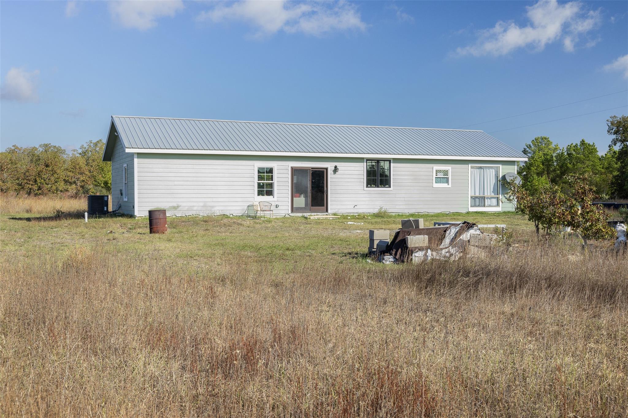 1759 Gotier Trace Rd, Paige, TX 78659