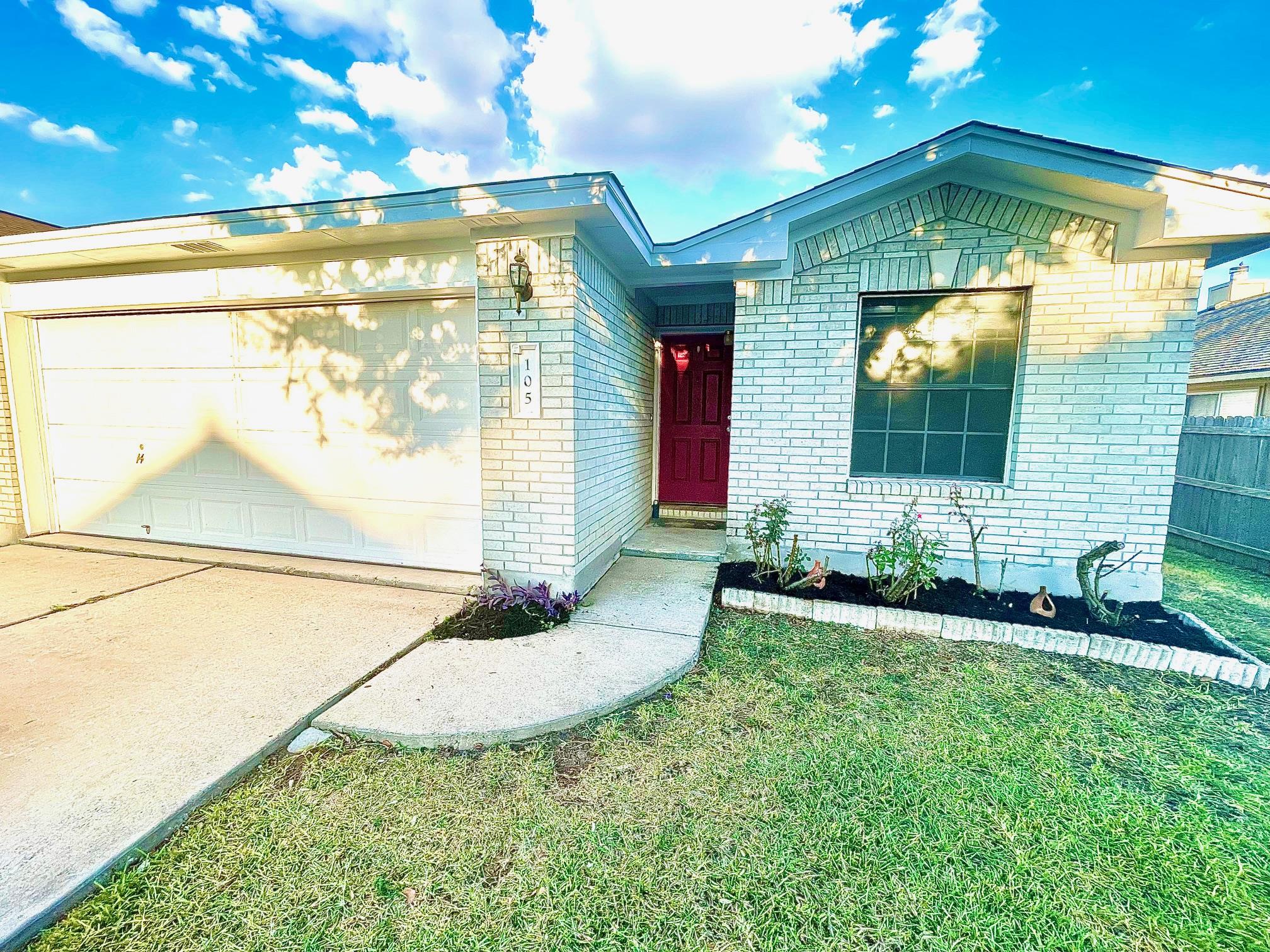 105 David Dr, Hutto, TX 78634