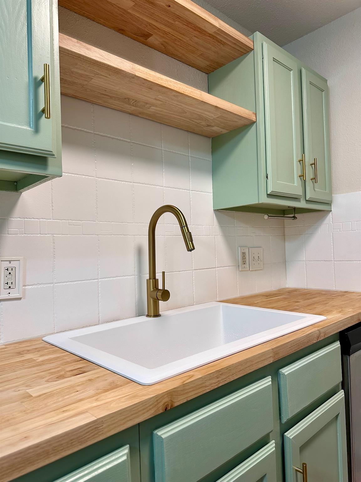 4307 S 1st St # 106, Austin, TX 78745