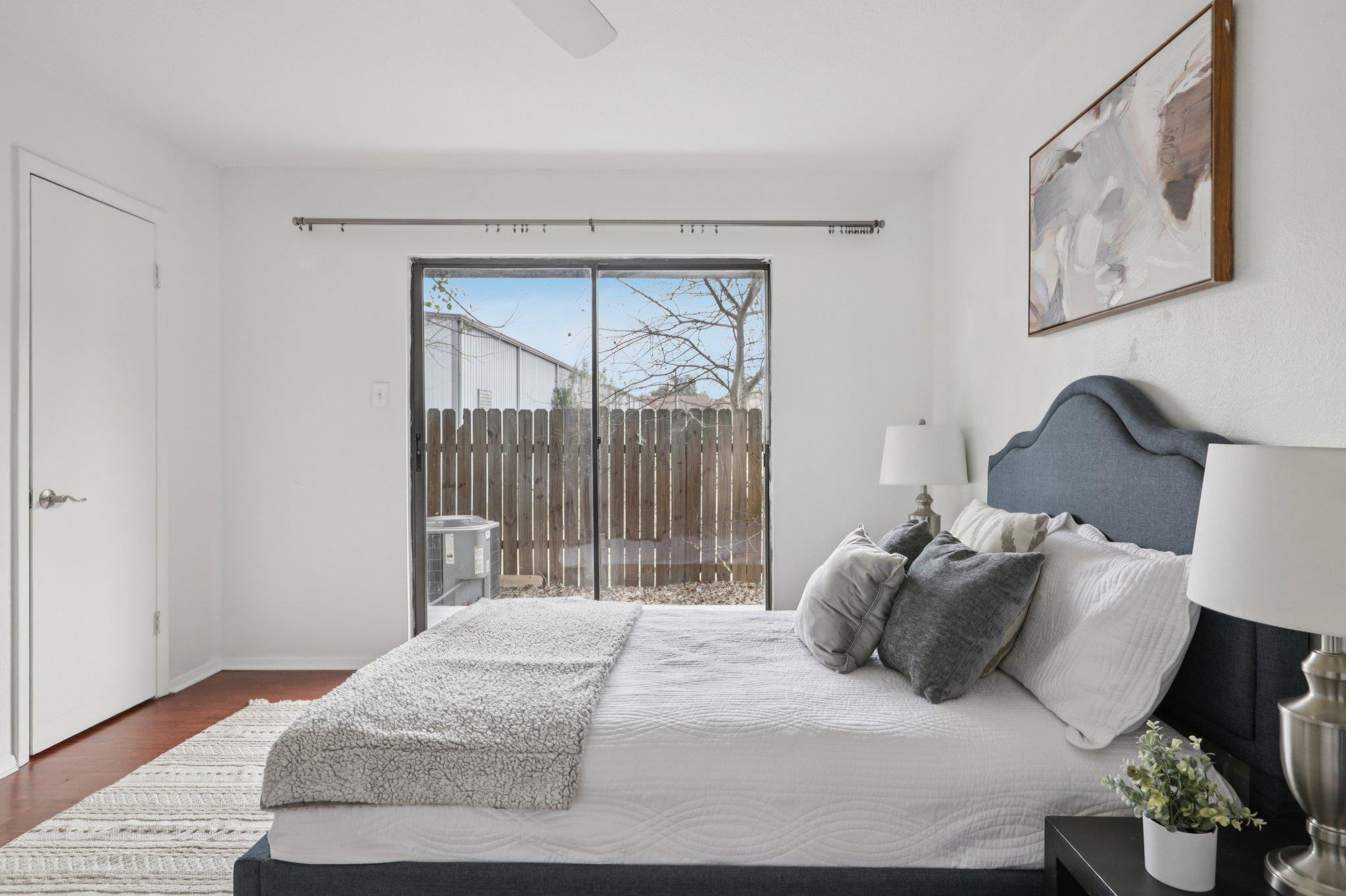 4307 S 1st St # 106, Austin, TX 78745