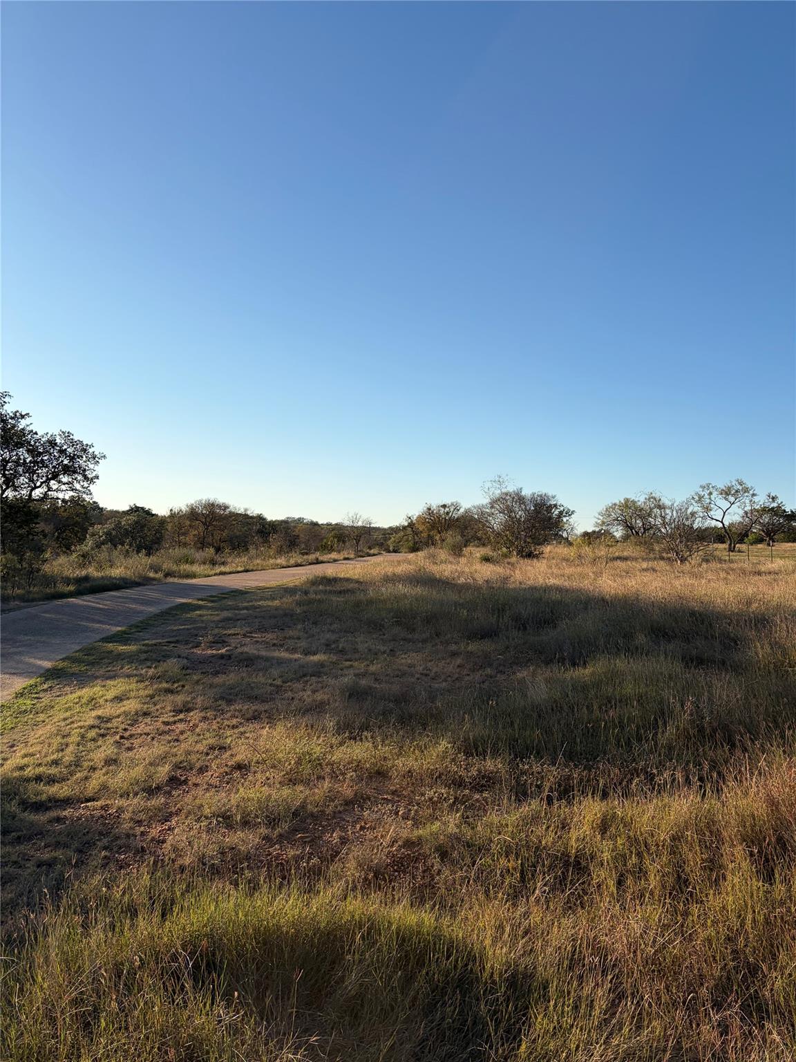 1212 County Road 407, Spicewood, TX 78669