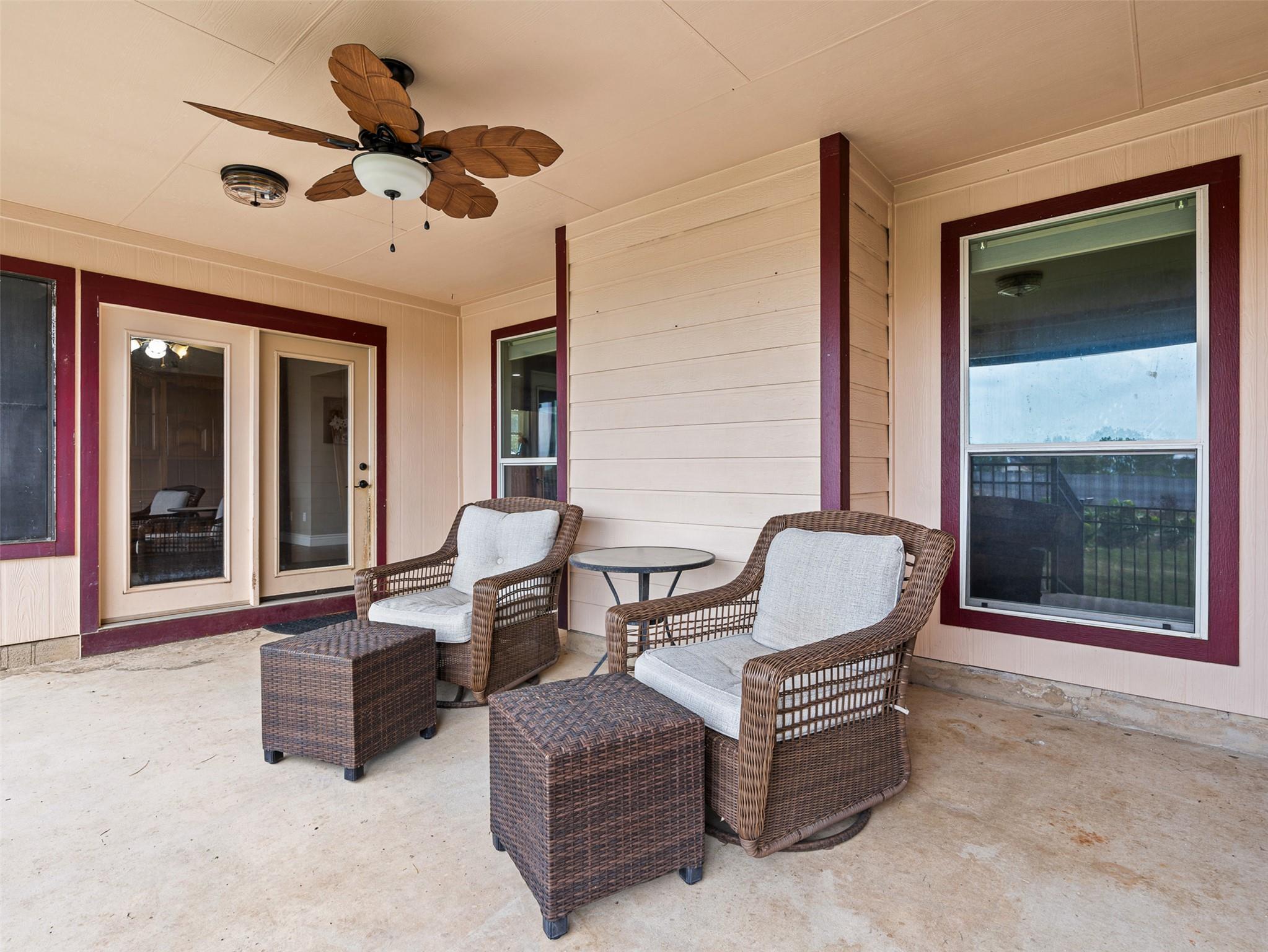 782 Santa Clara Loop, Marion, TX 78124