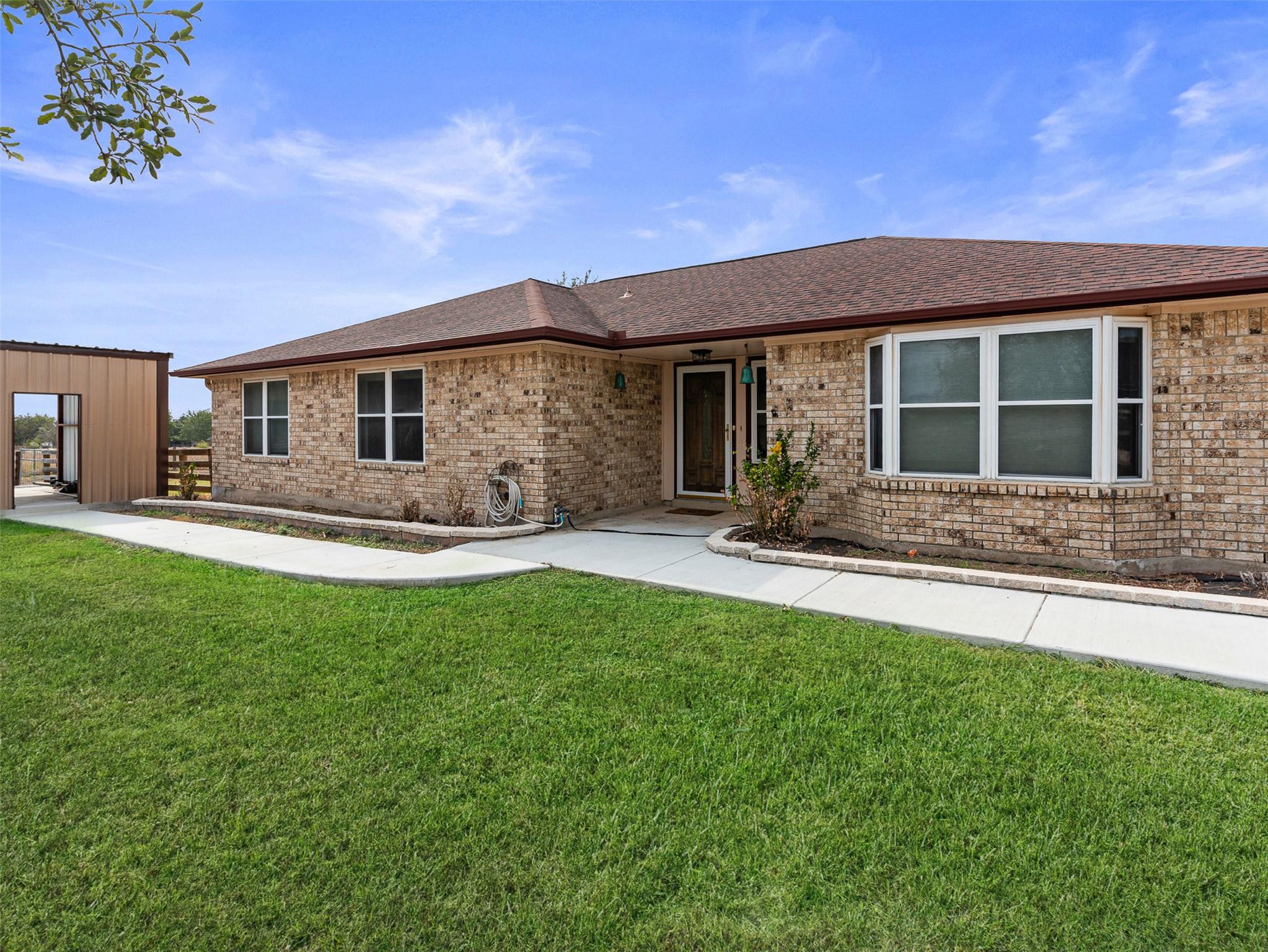 782 Santa Clara Loop, Marion, TX 78124