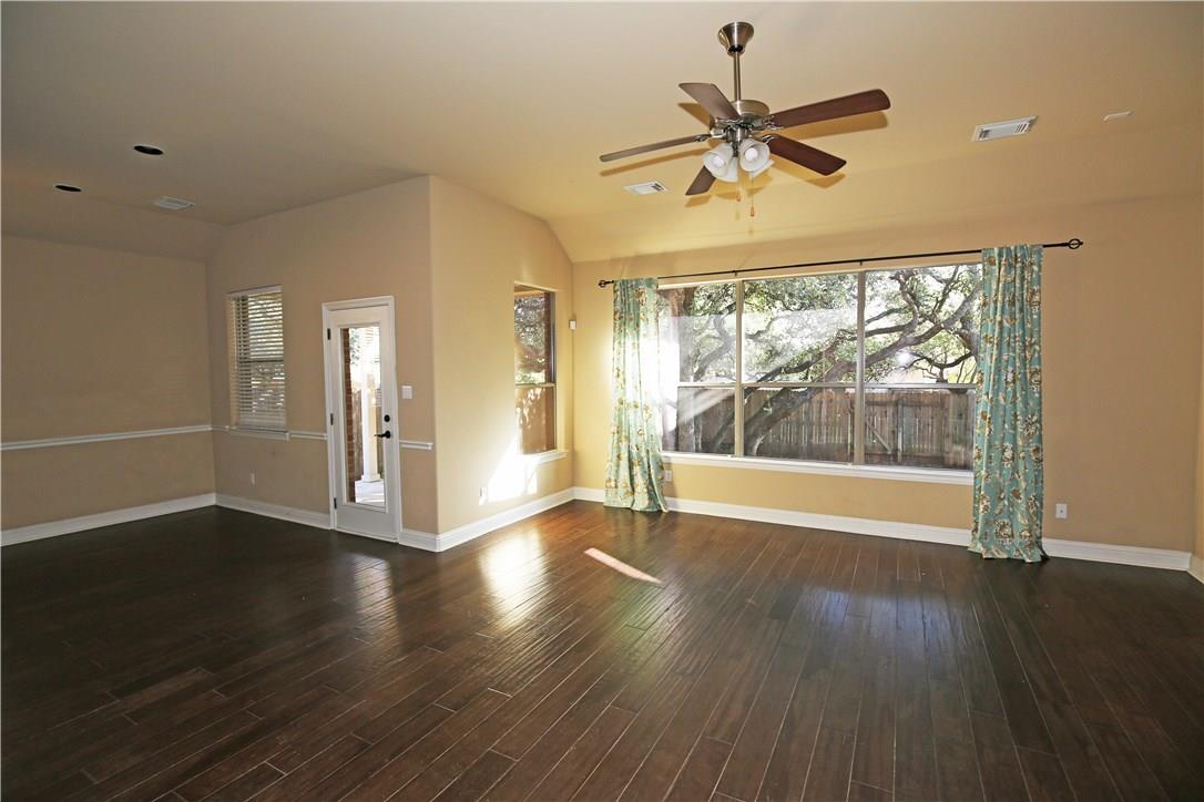 3921 Sapphire Loop, Round Rock, TX 78681